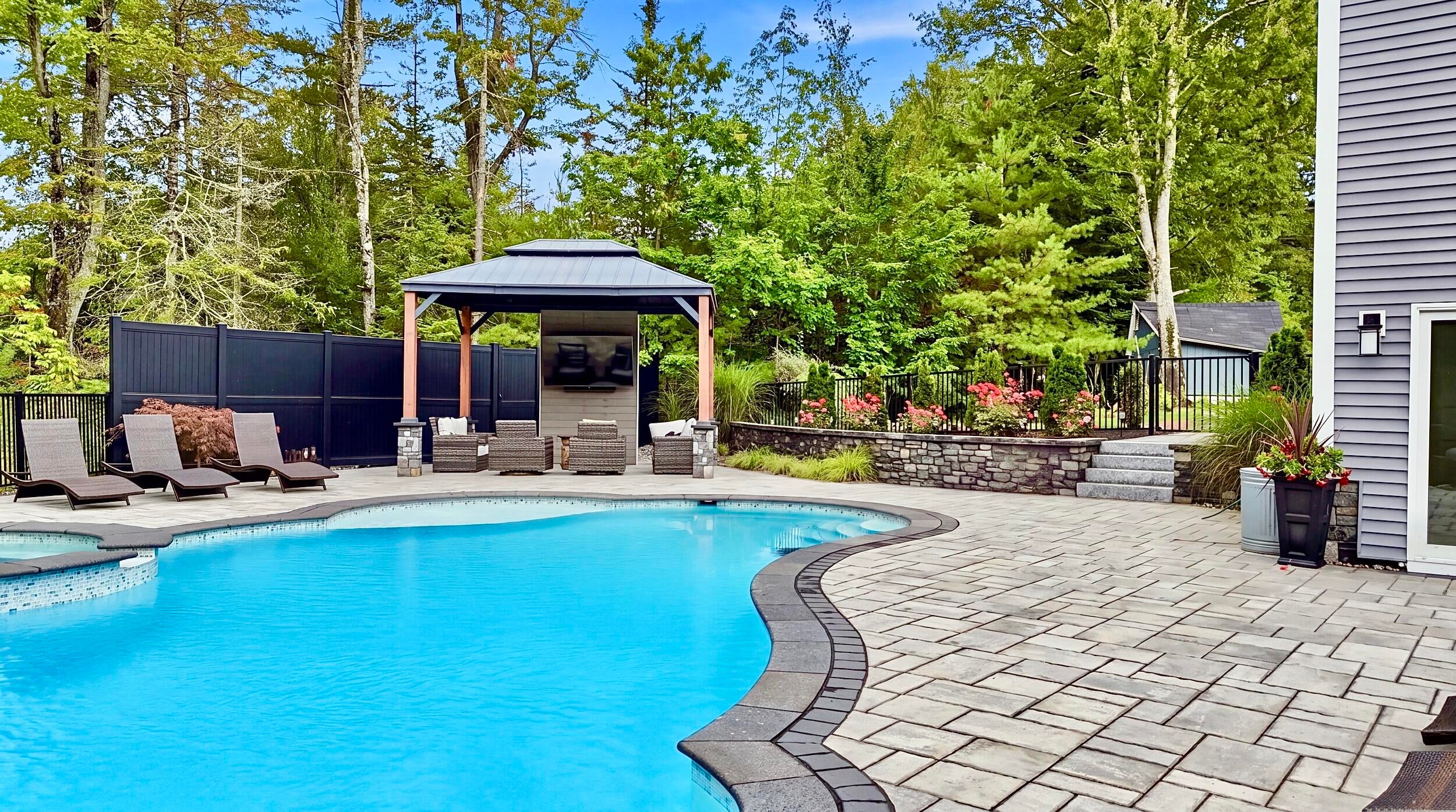 54 Grand Trail Drive