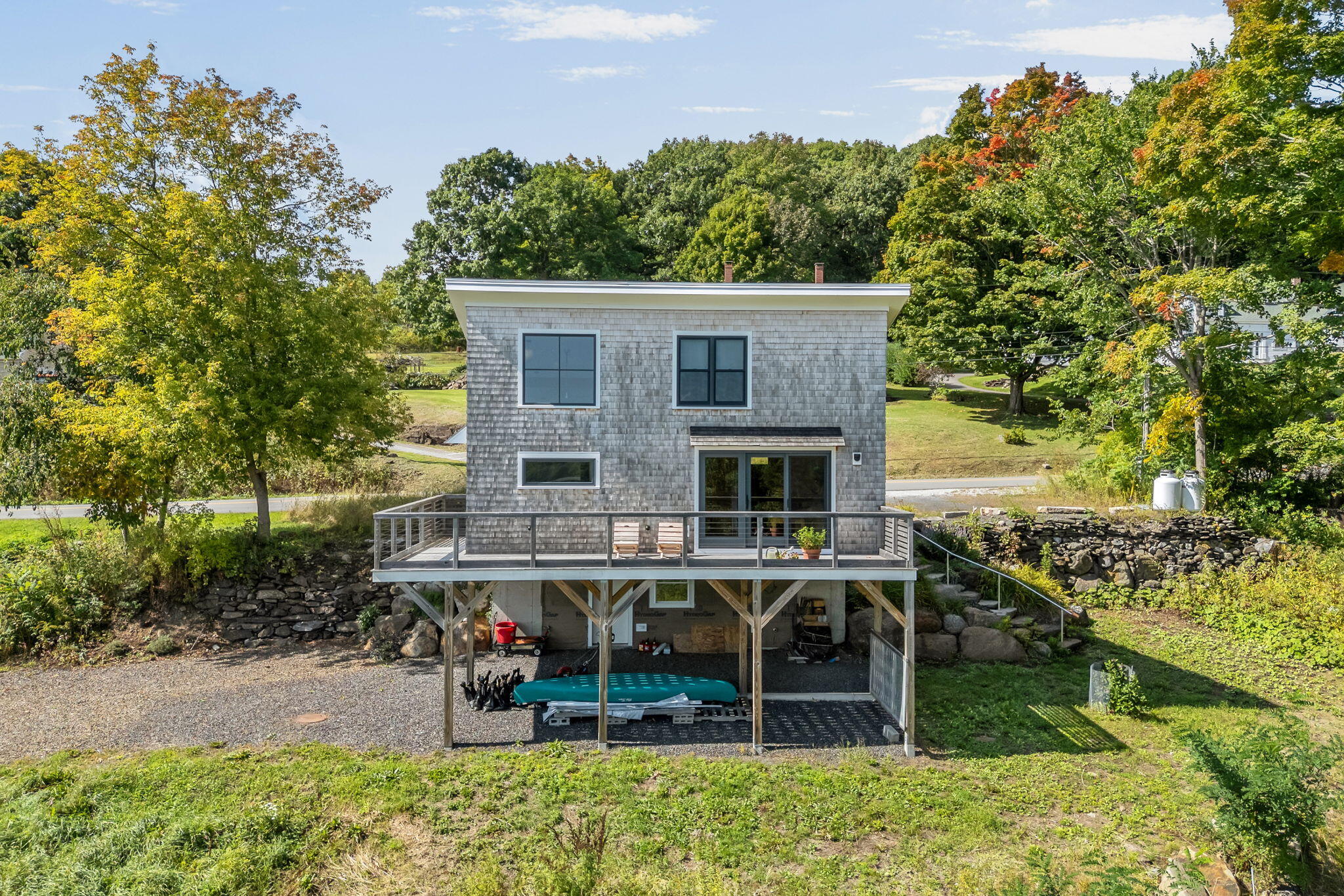 114 W Meadow Road