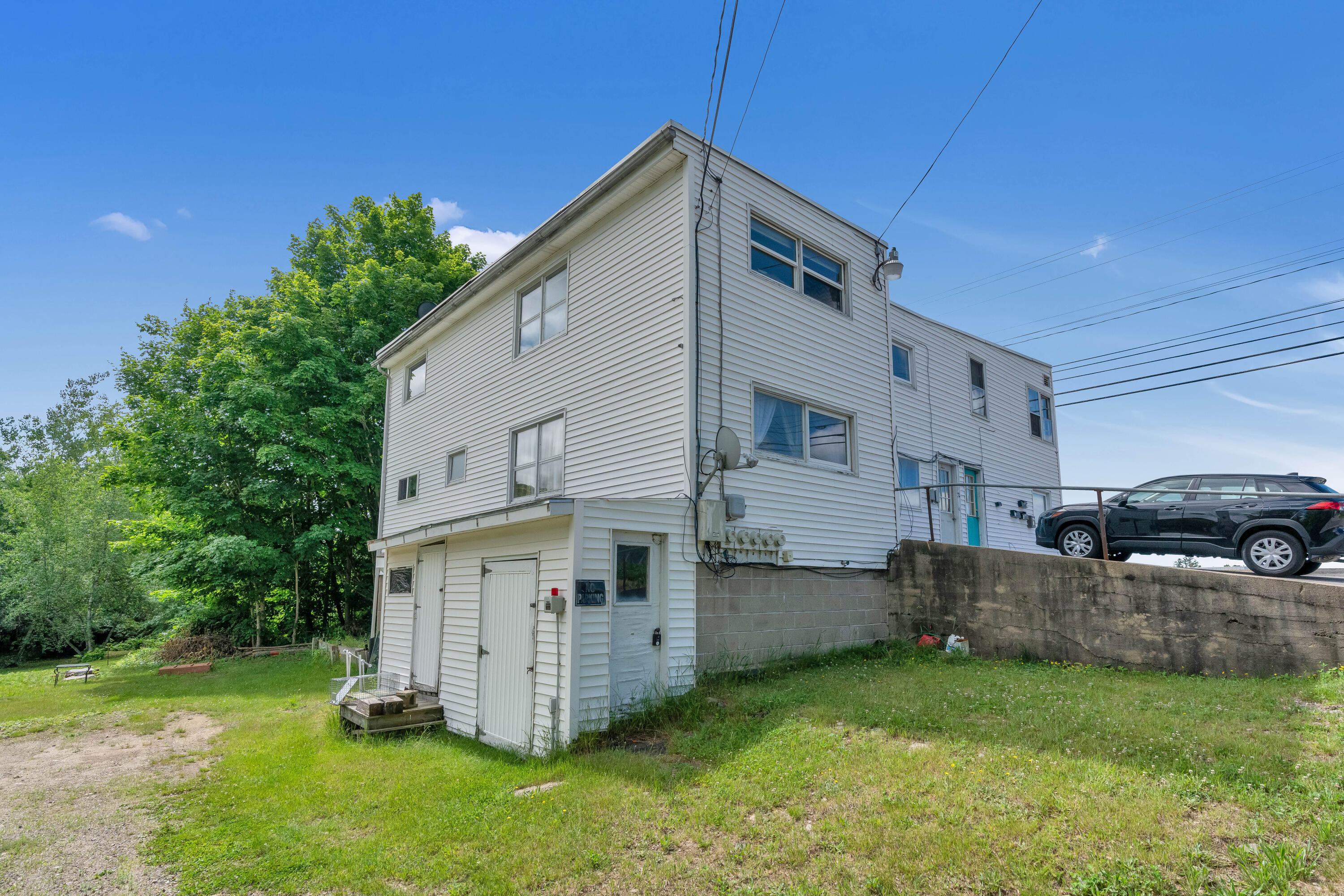 1322 Main Street