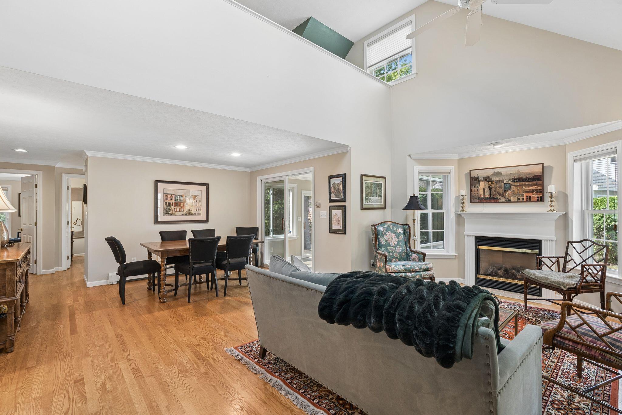 115 Hampton Glen Drive 25