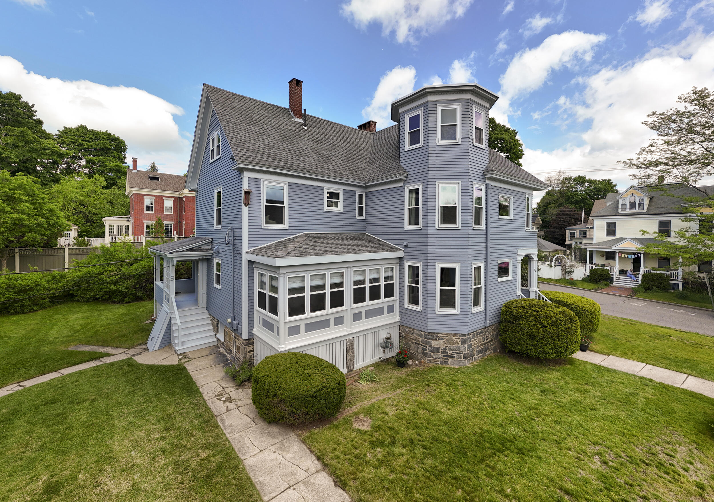 76 Beacon Street