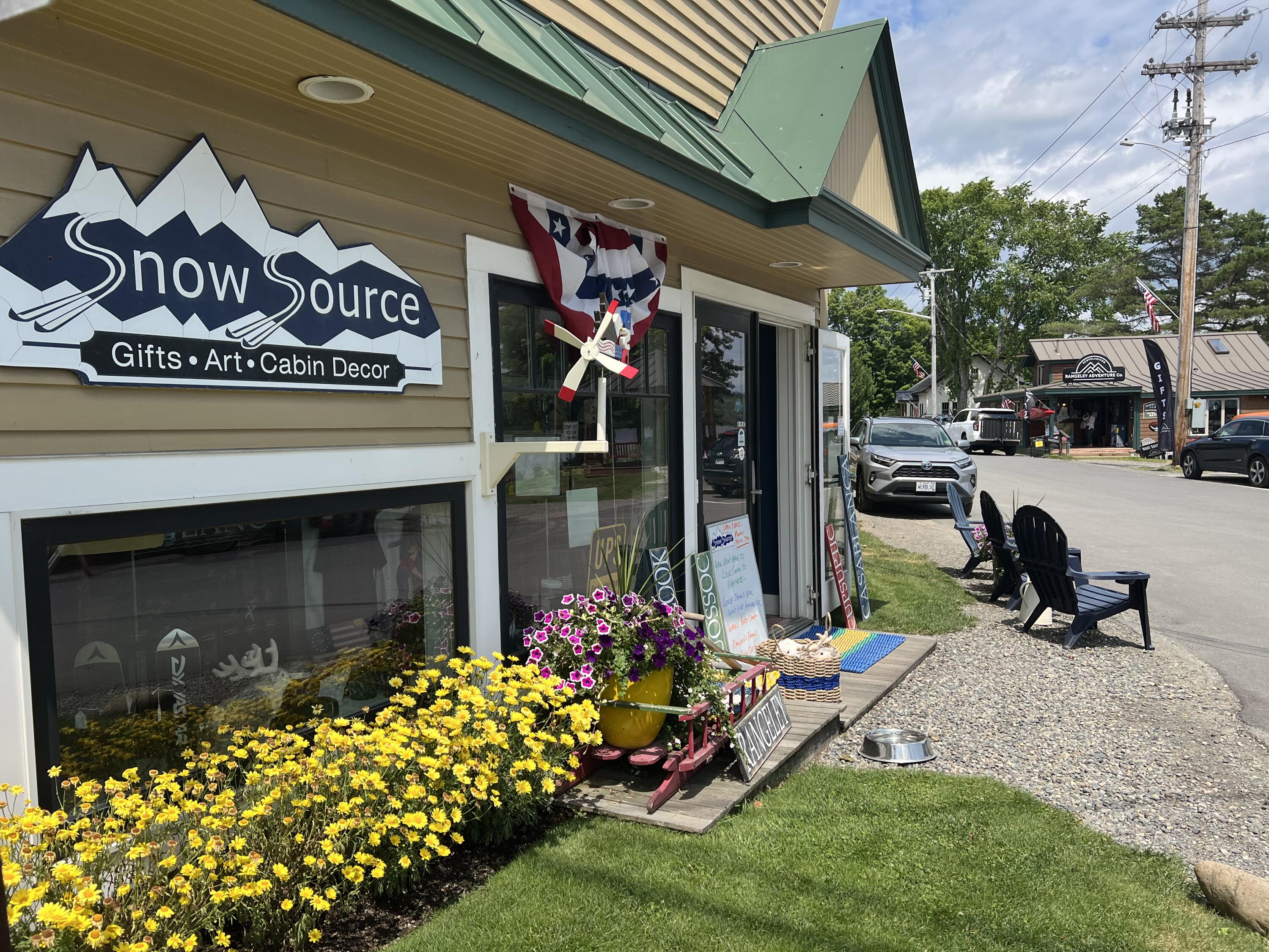 2485 Main Street 3