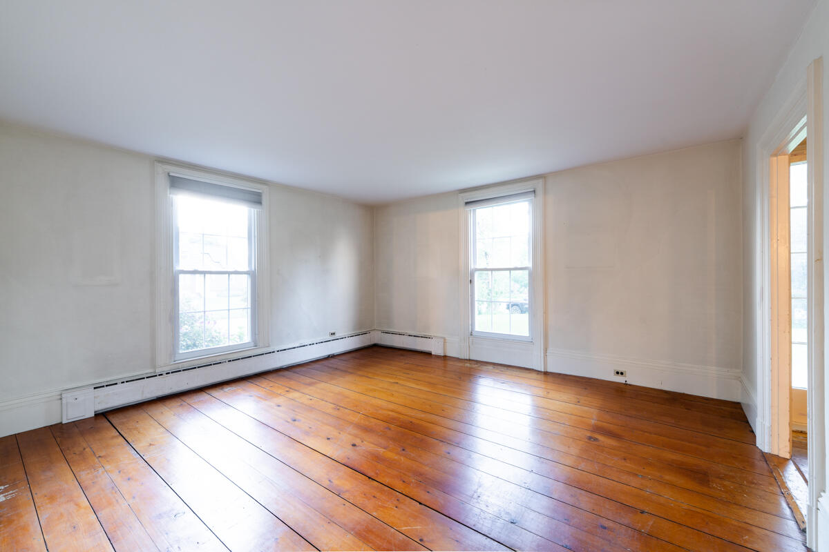 532 E Elm Street