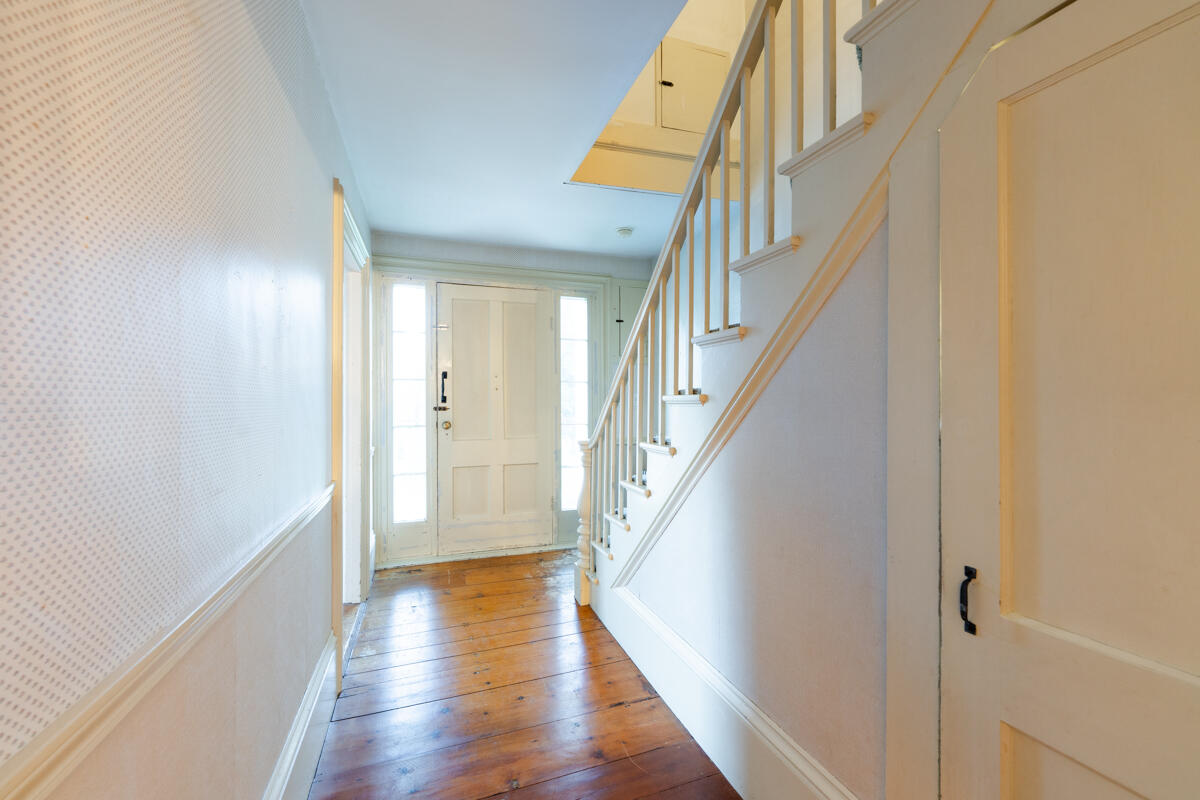 532 E Elm Street