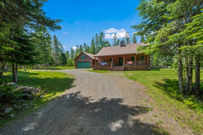 9 Star Gazer Lane Rangeley ME 04970