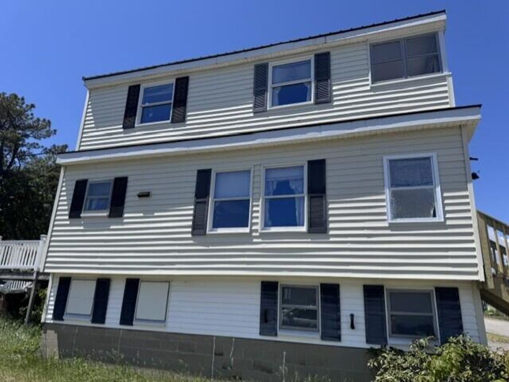 Photo of 31 Sunset Avenue, Saco, ME 04072 (MLS # 1664953)
