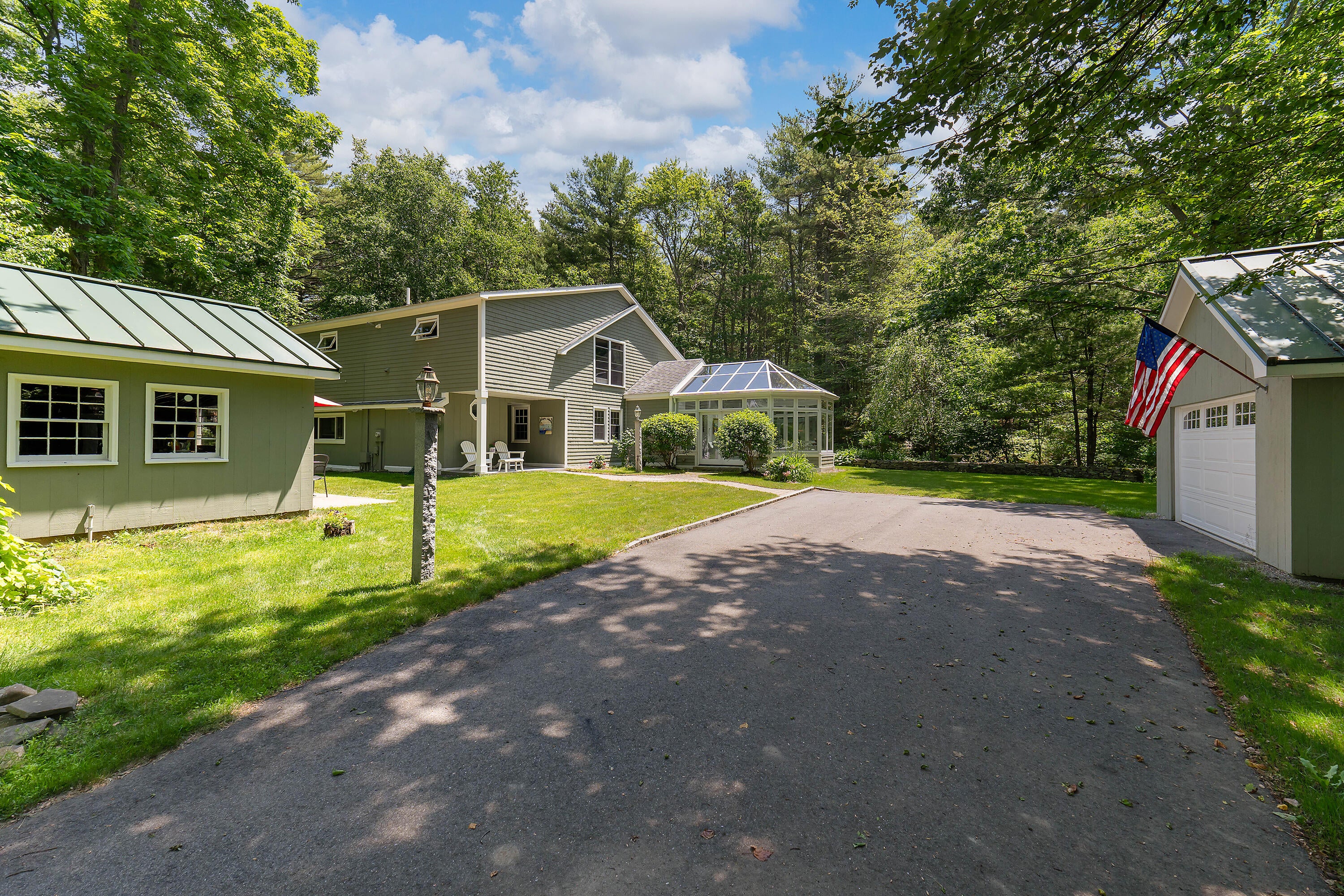 37 Pine Hill Road S