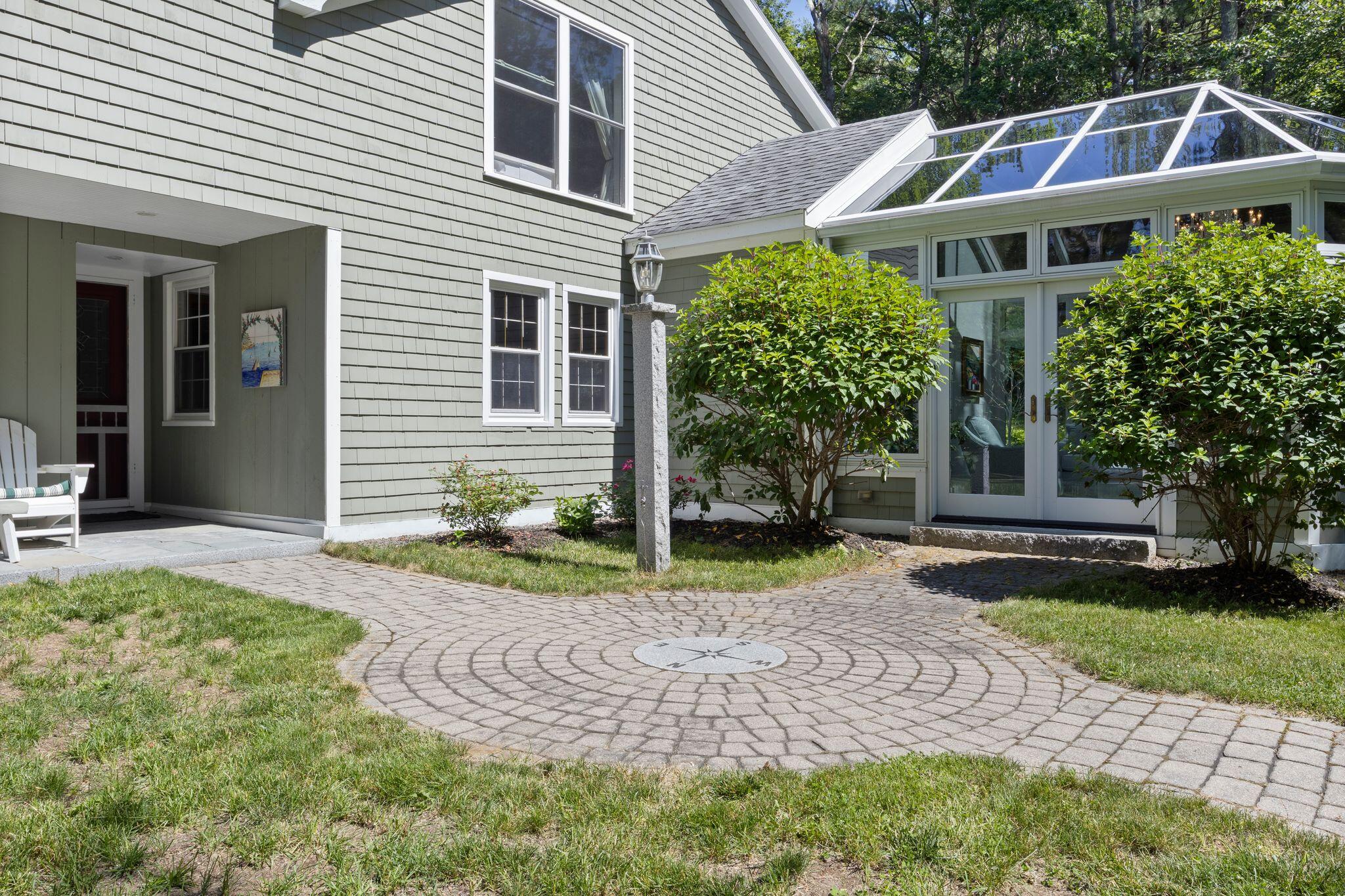 37 Pine Hill Road S