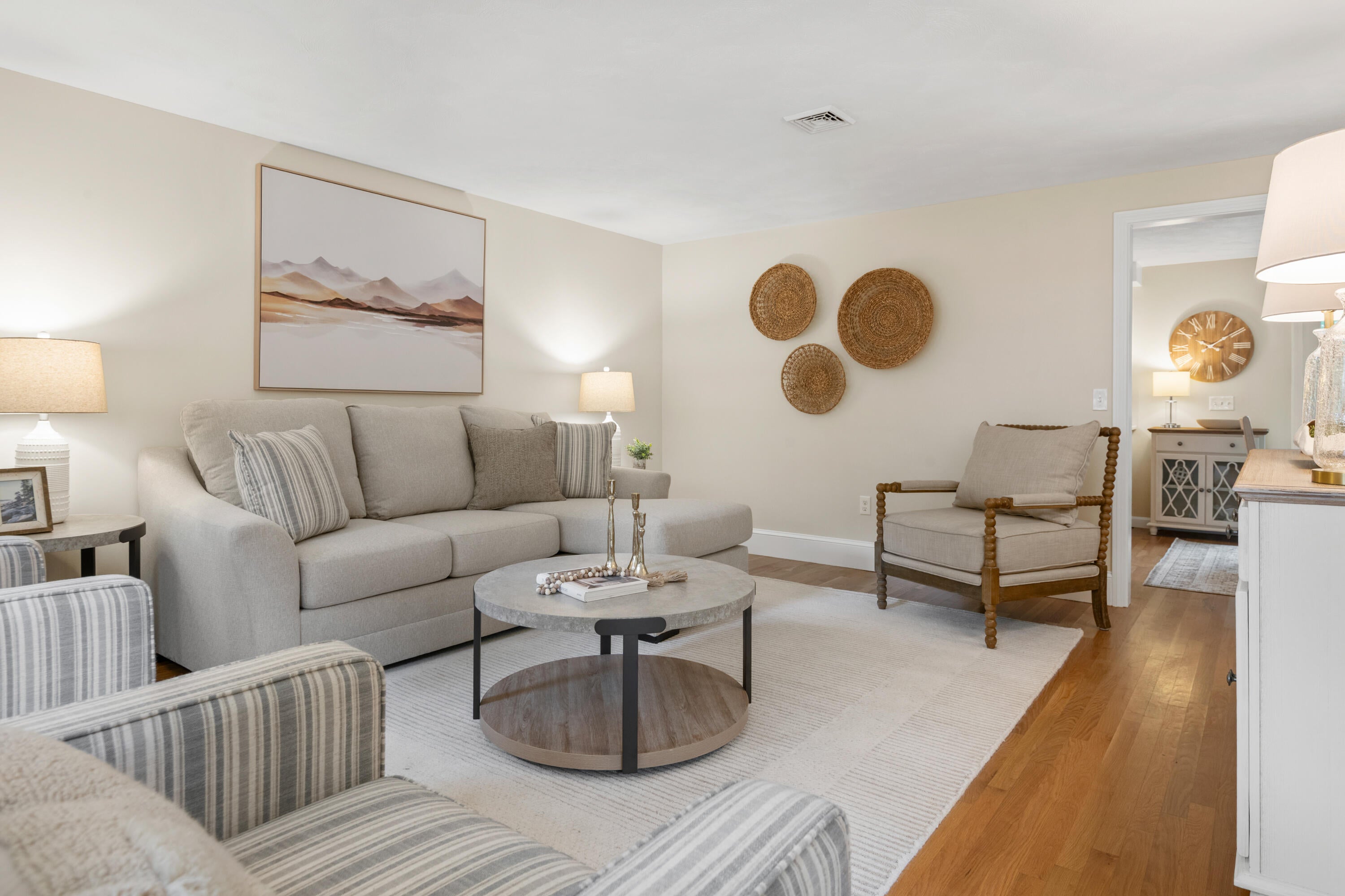46 Colonial Village 46