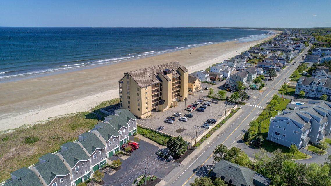 191 E Grand Avenue 301