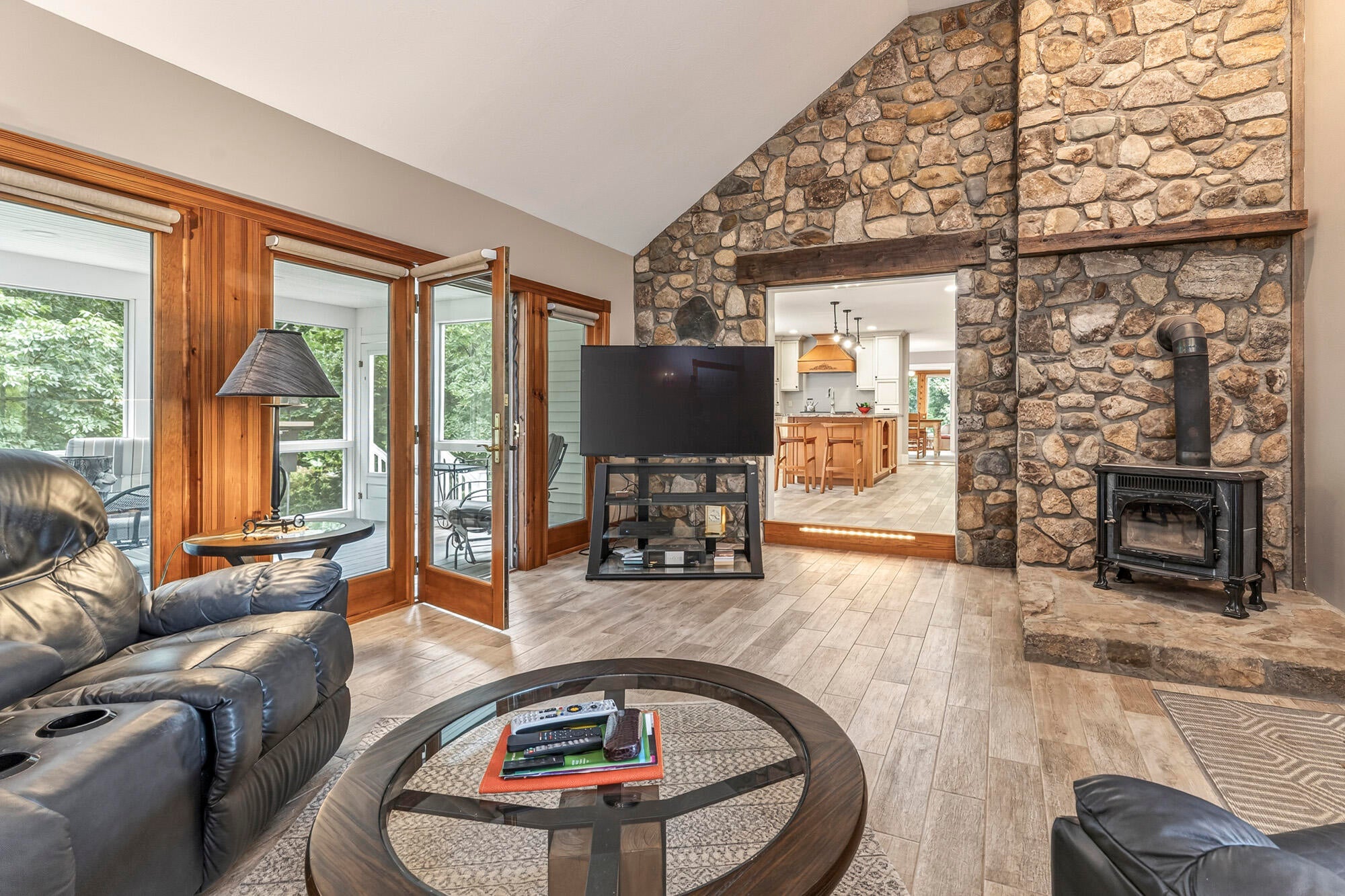605 River Road
