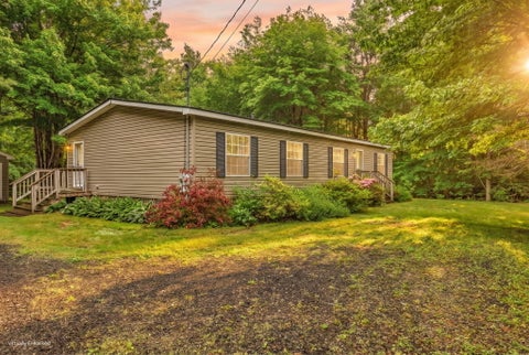 Photo of 135 Ridgewood Drive, Warren, ME 04864 (MLS # 1668468)