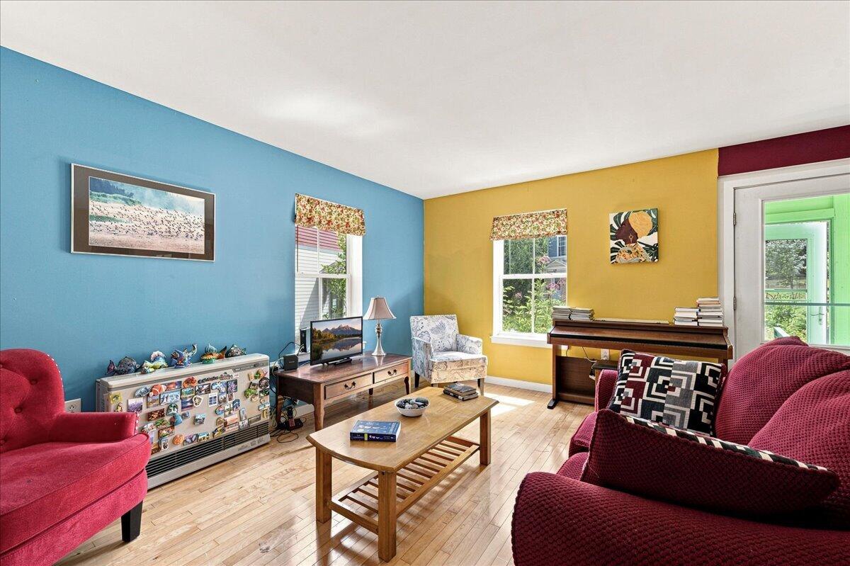 12 Pooler Farm Way