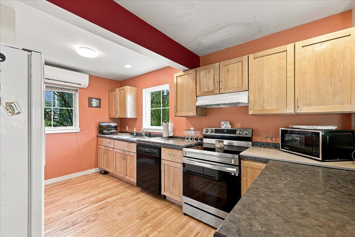 12 Pooler Farm Way