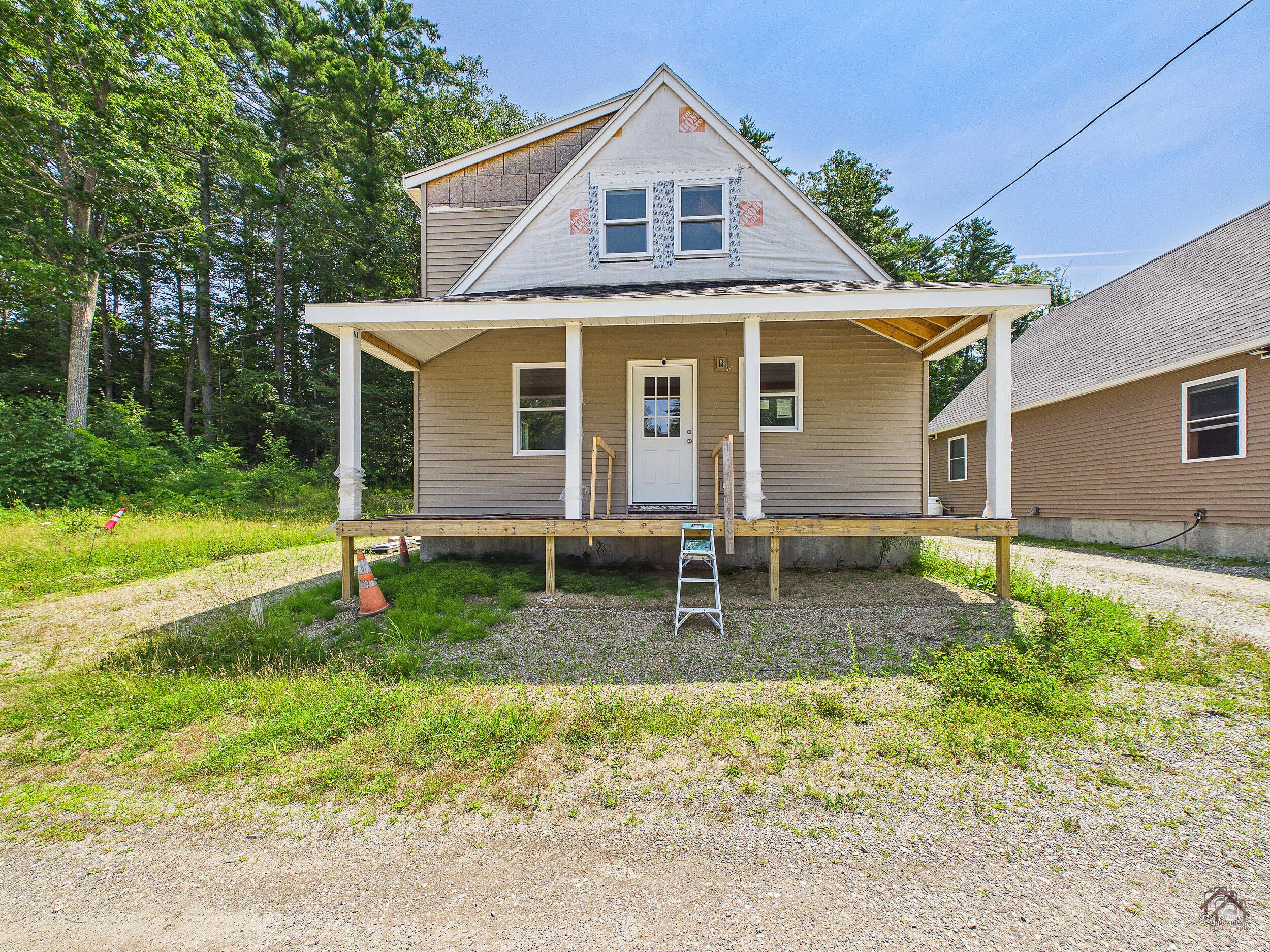19 & 28 Lintonia Drive 10-12