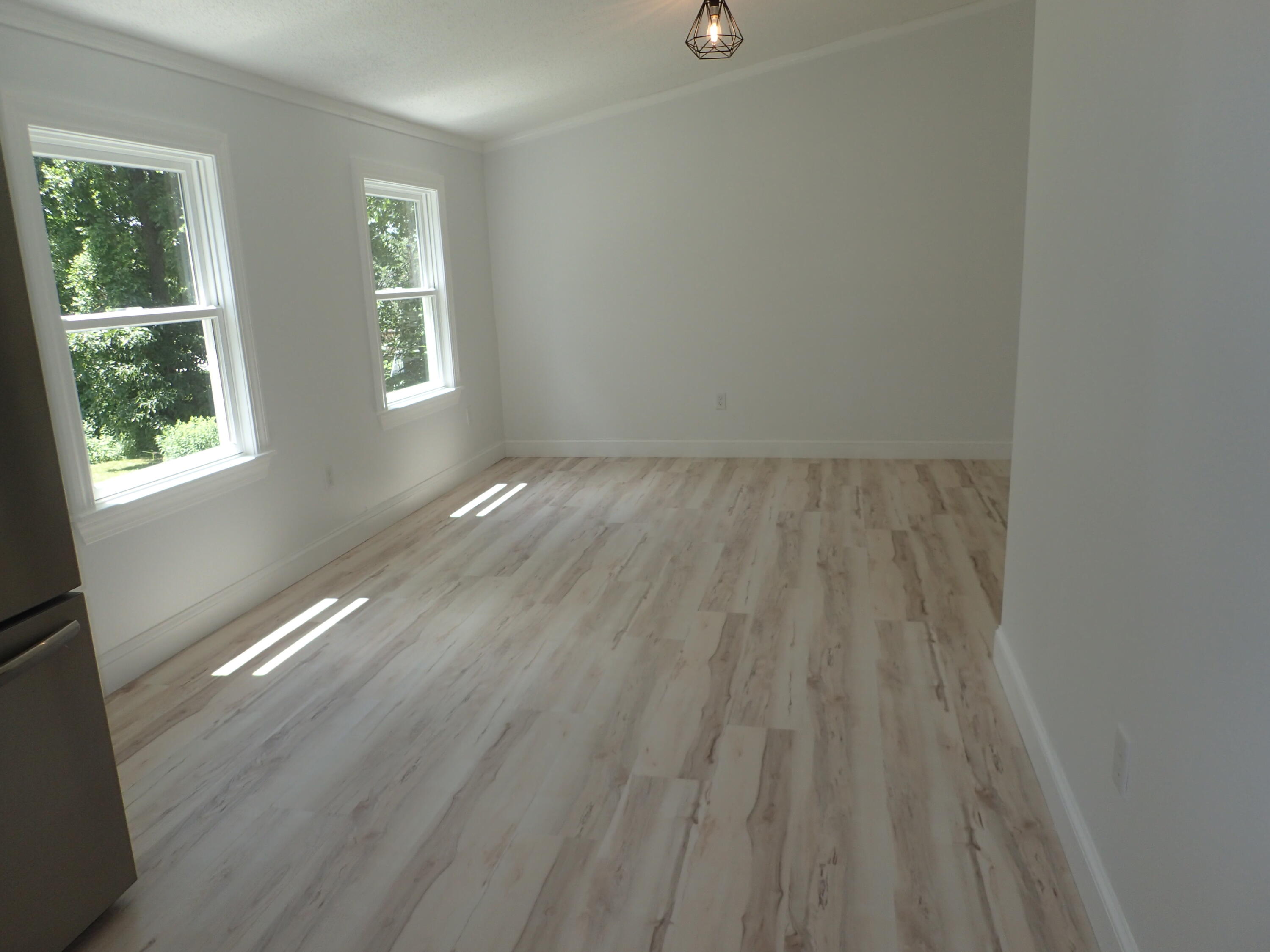 27 Blackberry Hill Road