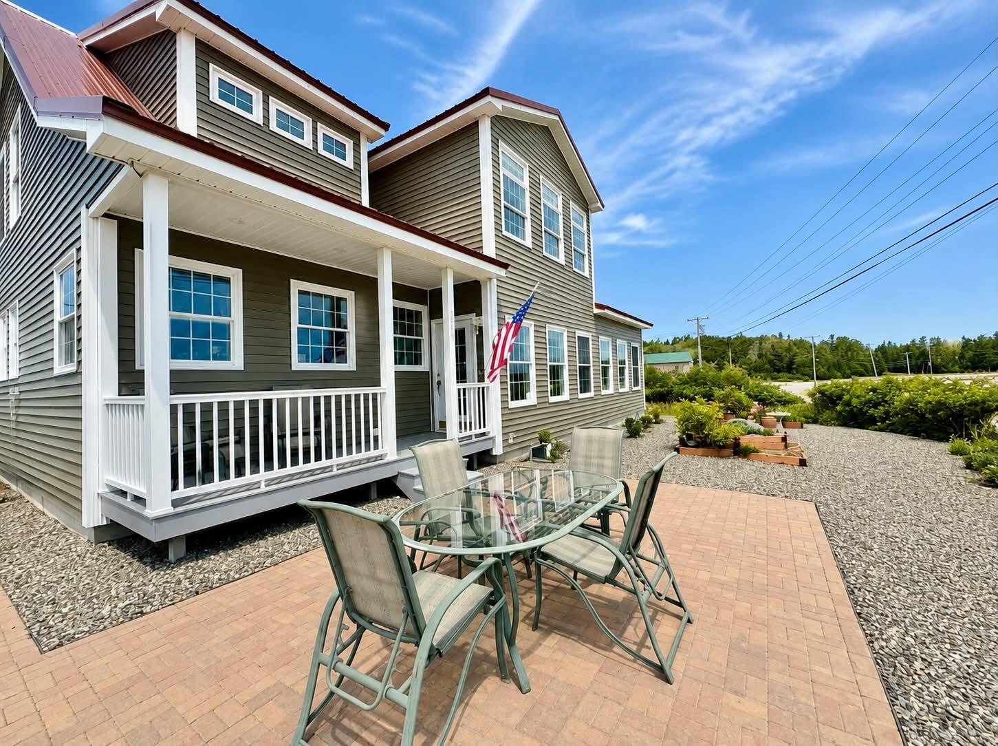 239 Bayview Drive