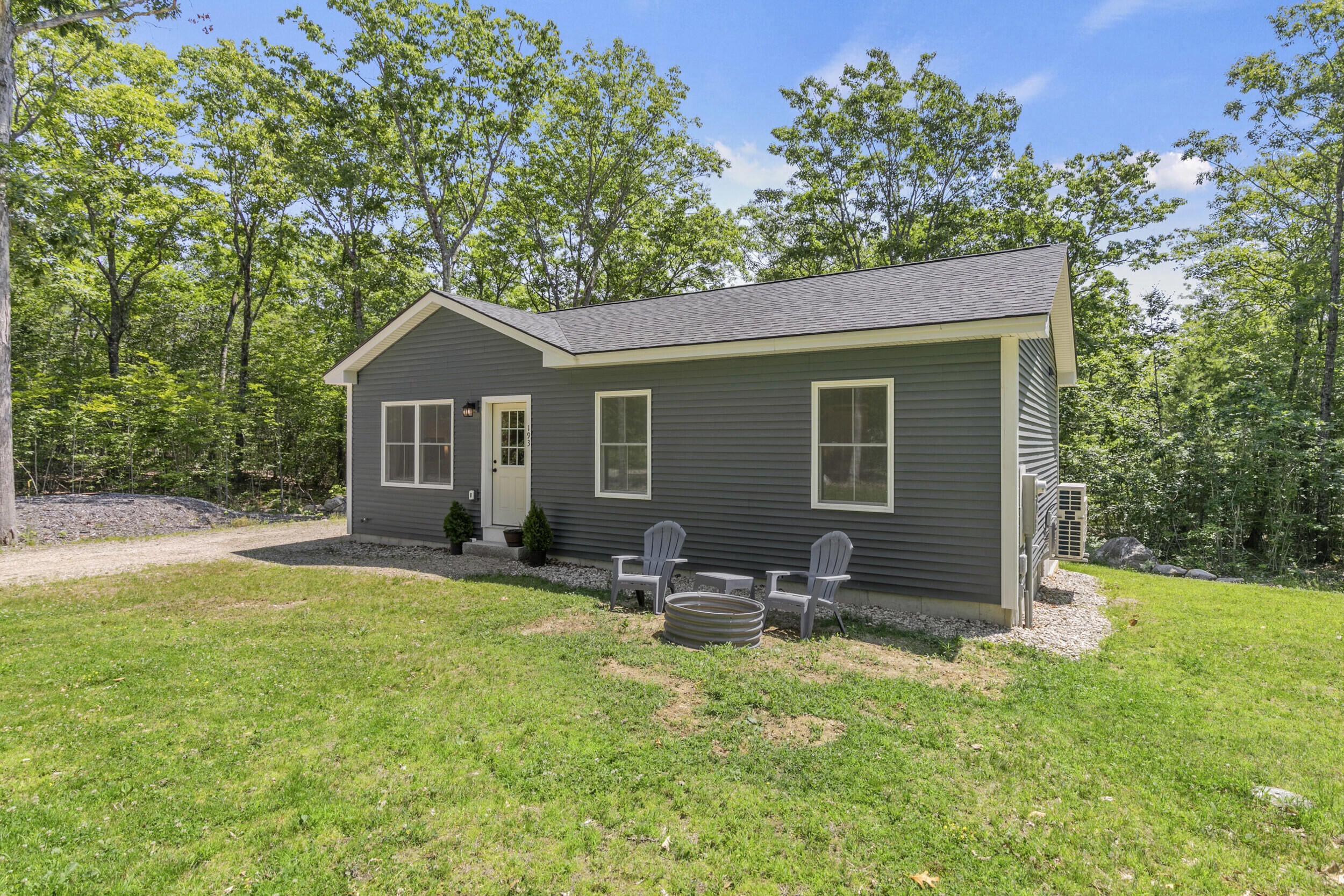 193 Dunton Road