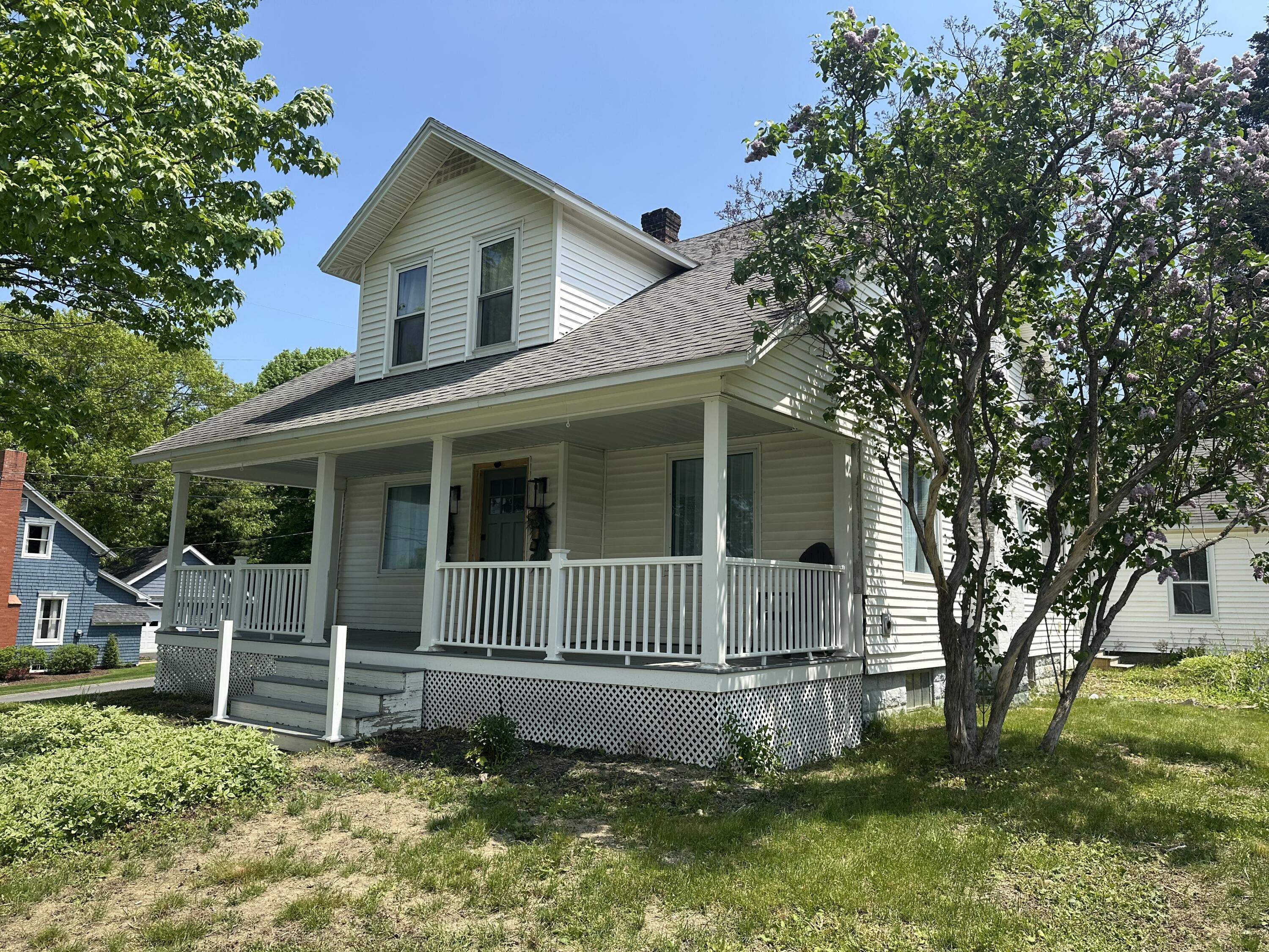 27 Dudley Street