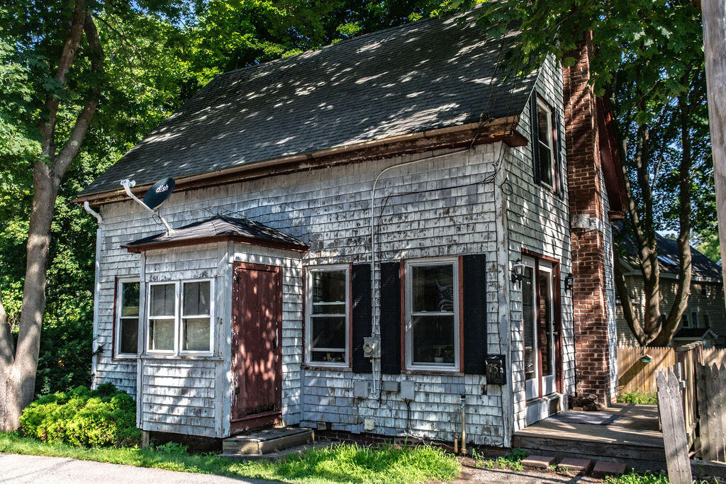 75 Richardson Street