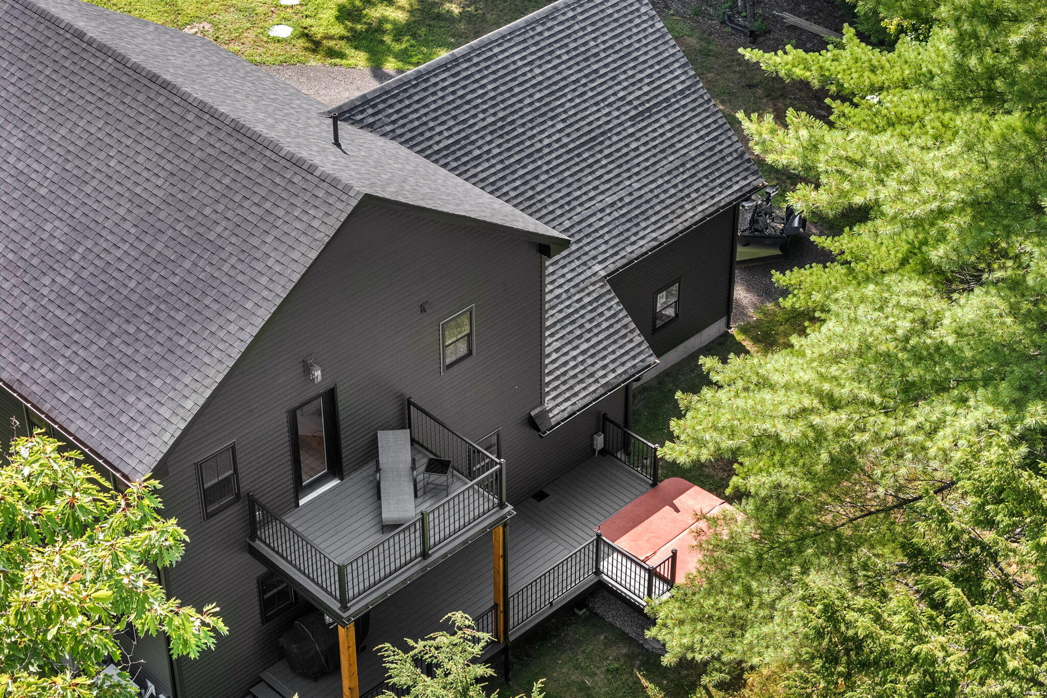 595 Empire Road