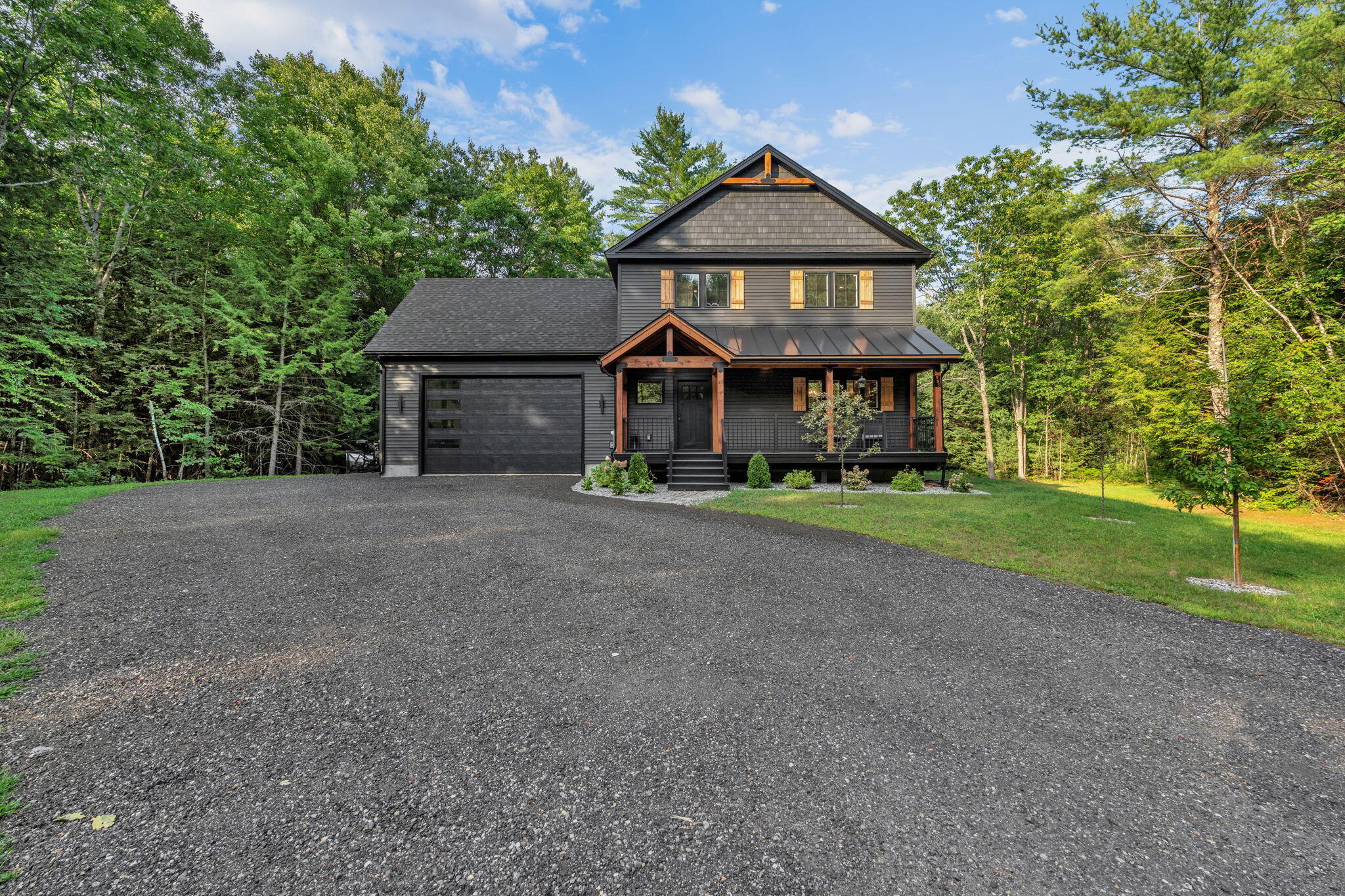 595 Empire Road