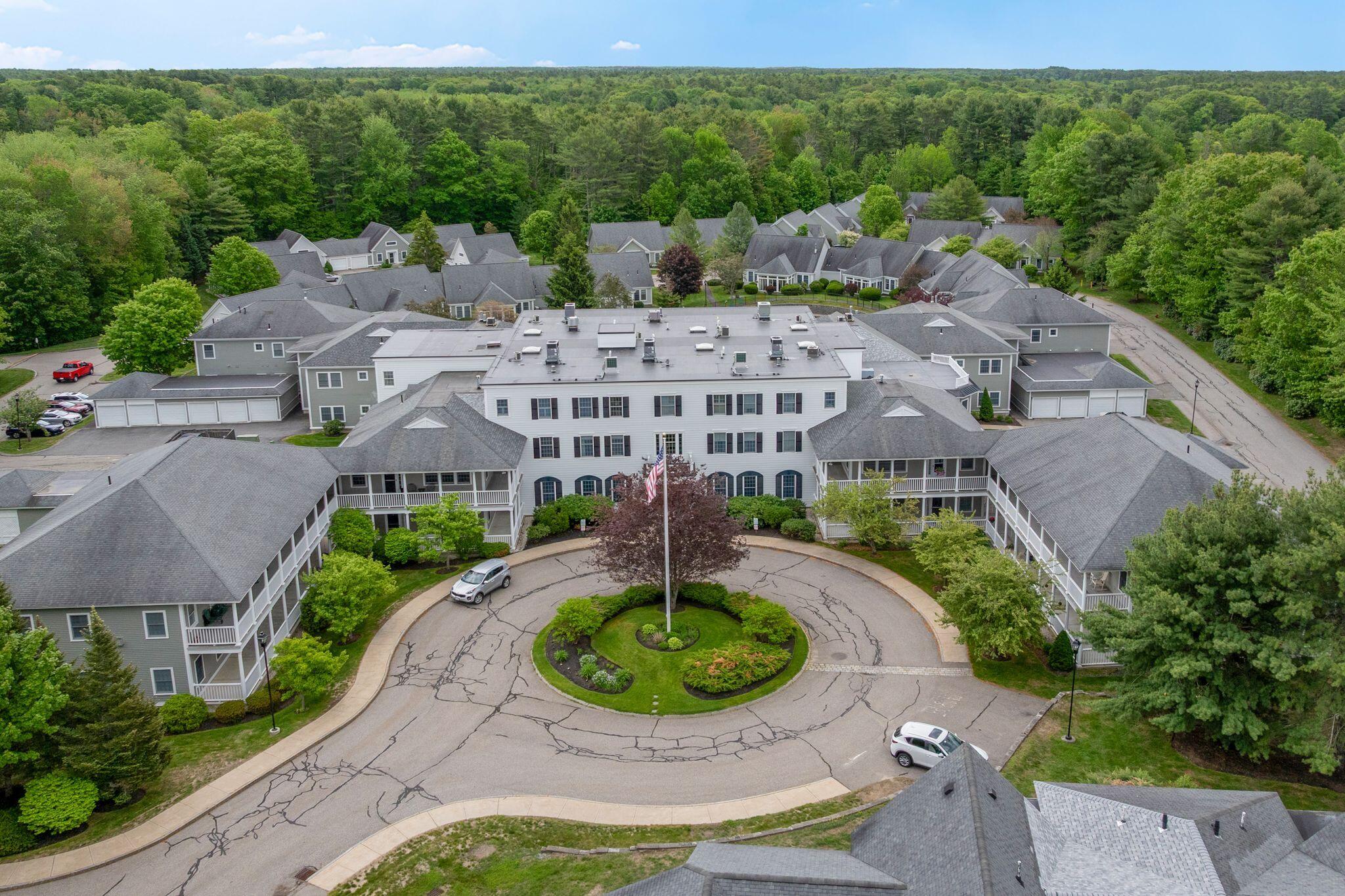 106 Farragut Way 259