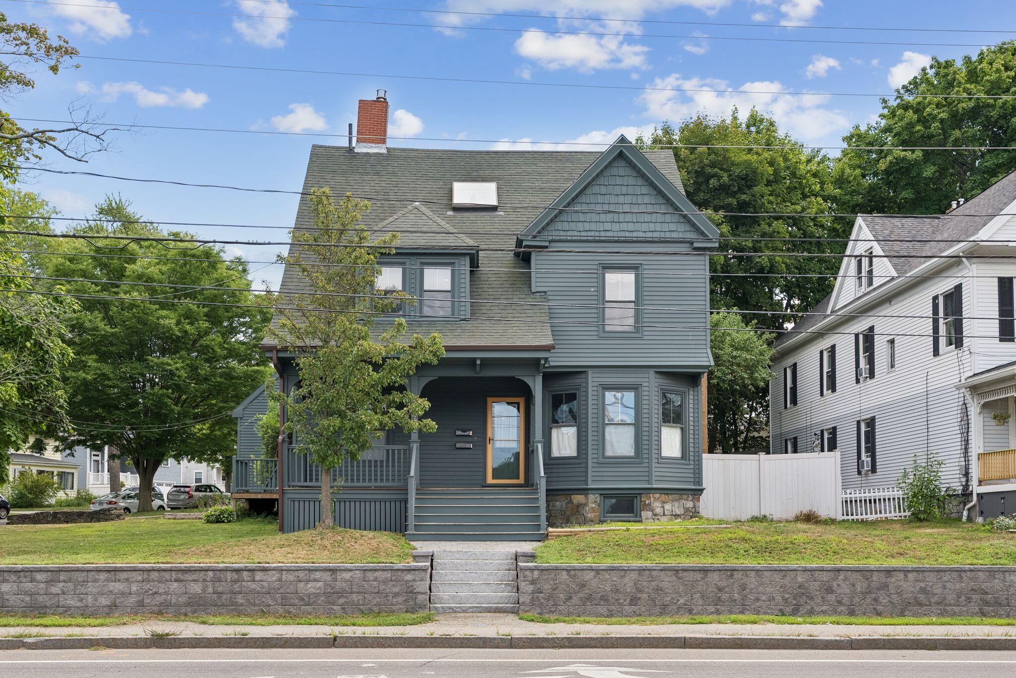 332 Broadway