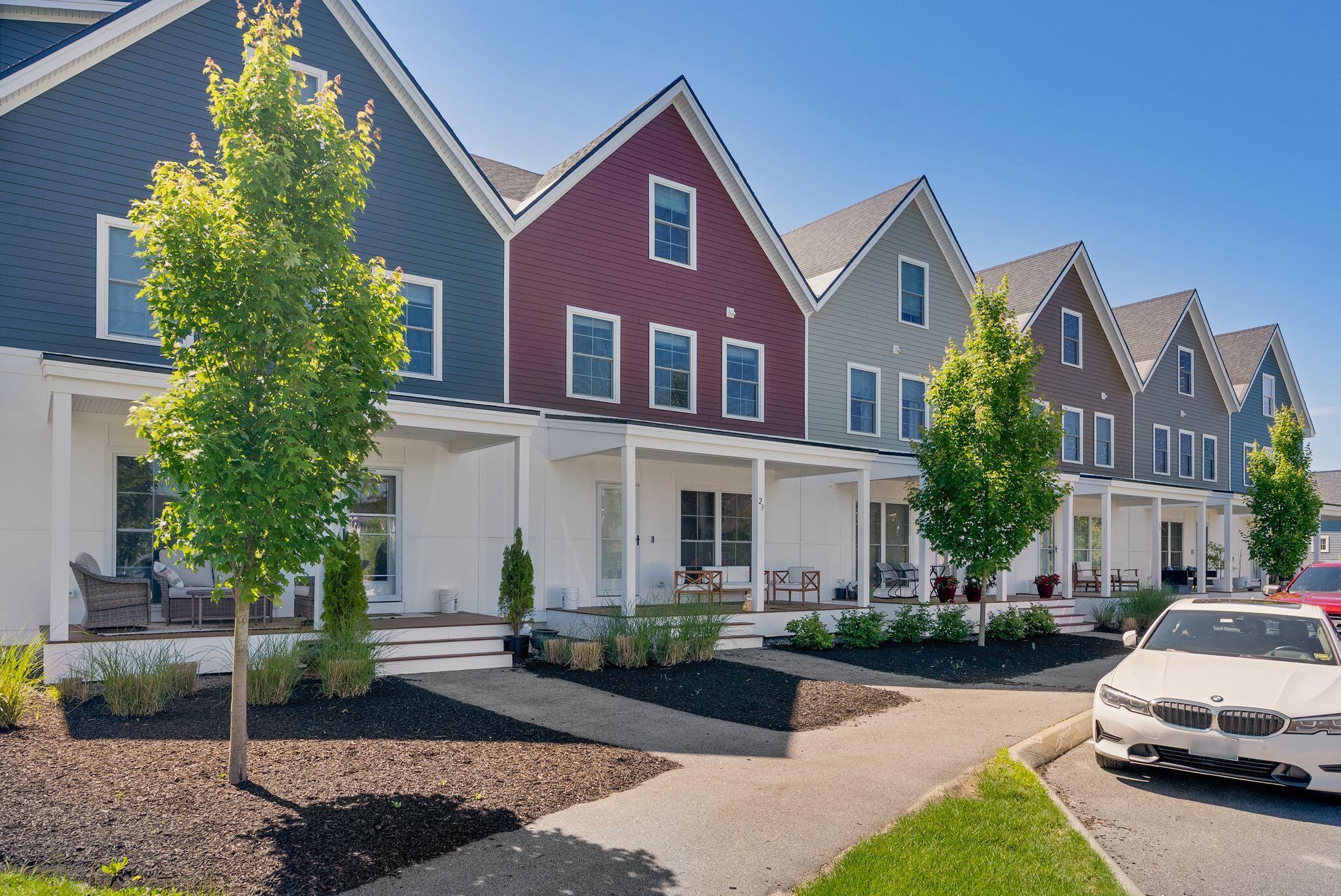 23 Frontrunner Way B-1B
