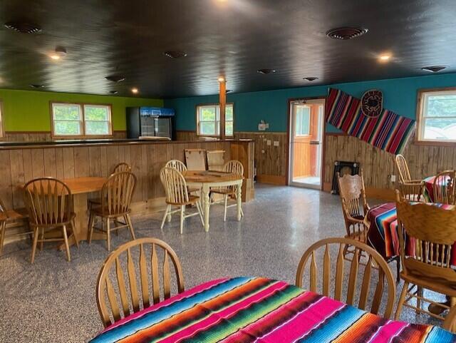 405 Ossipee Trail W