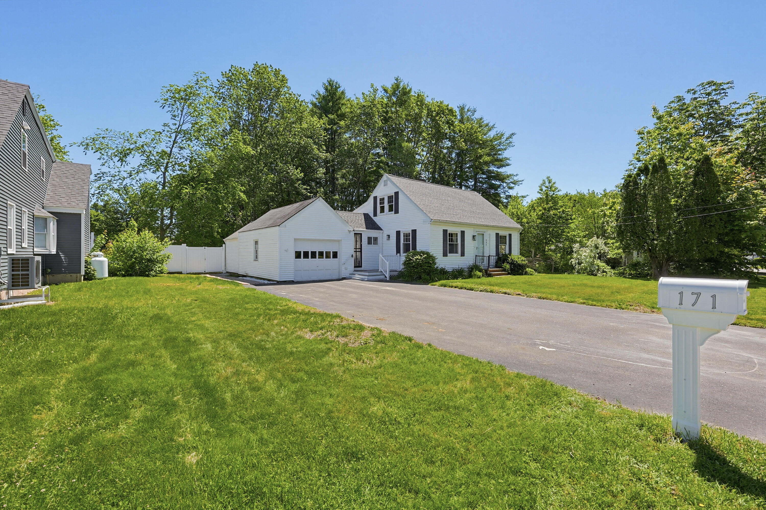 171 Carlson Street