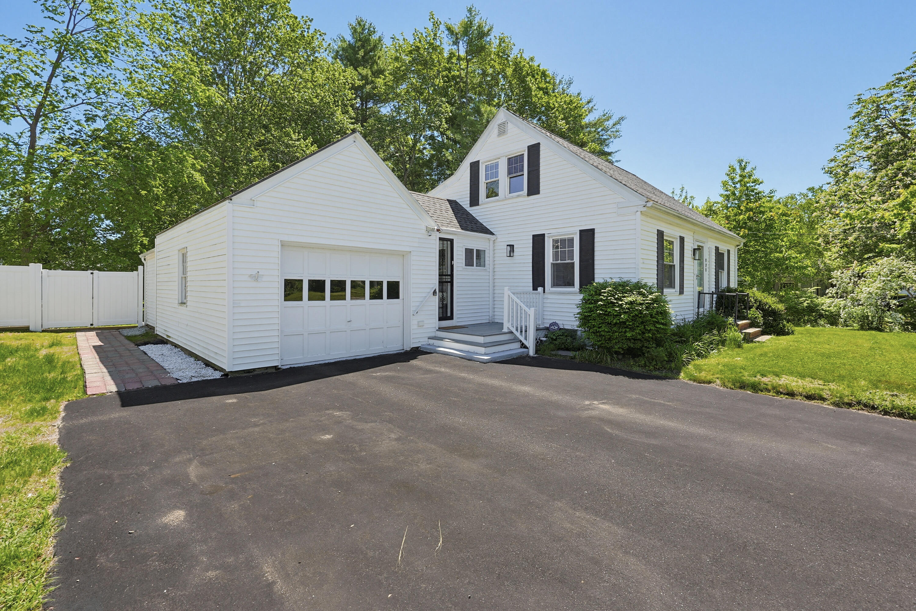 171 Carlson Street