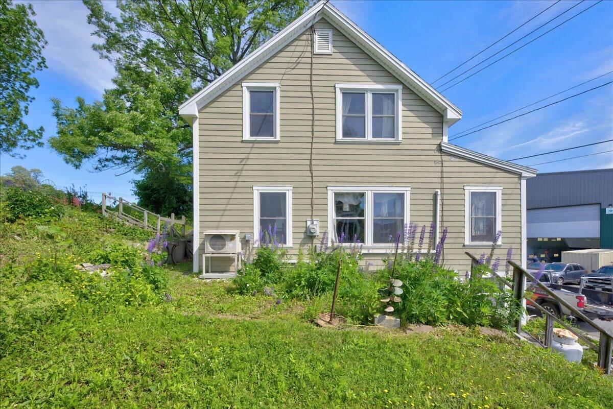 104 Front Street