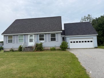 14 Darcy Drive Lewiston ME 04240