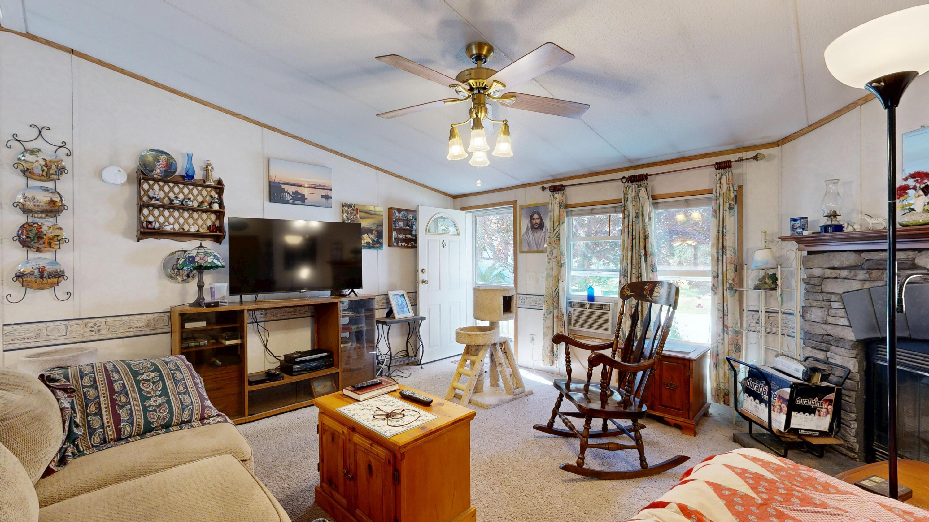 22 Meadow Drive