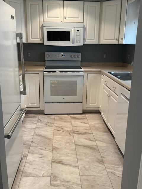 14 Hampton Glen Drive 51