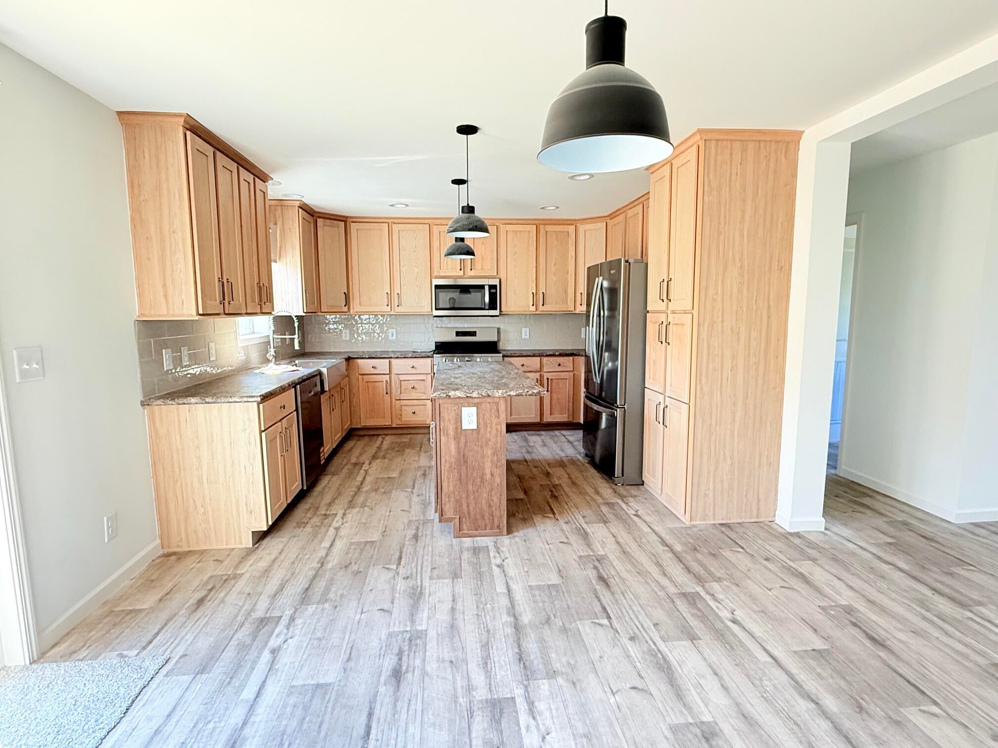 12 Baxter Boulevard