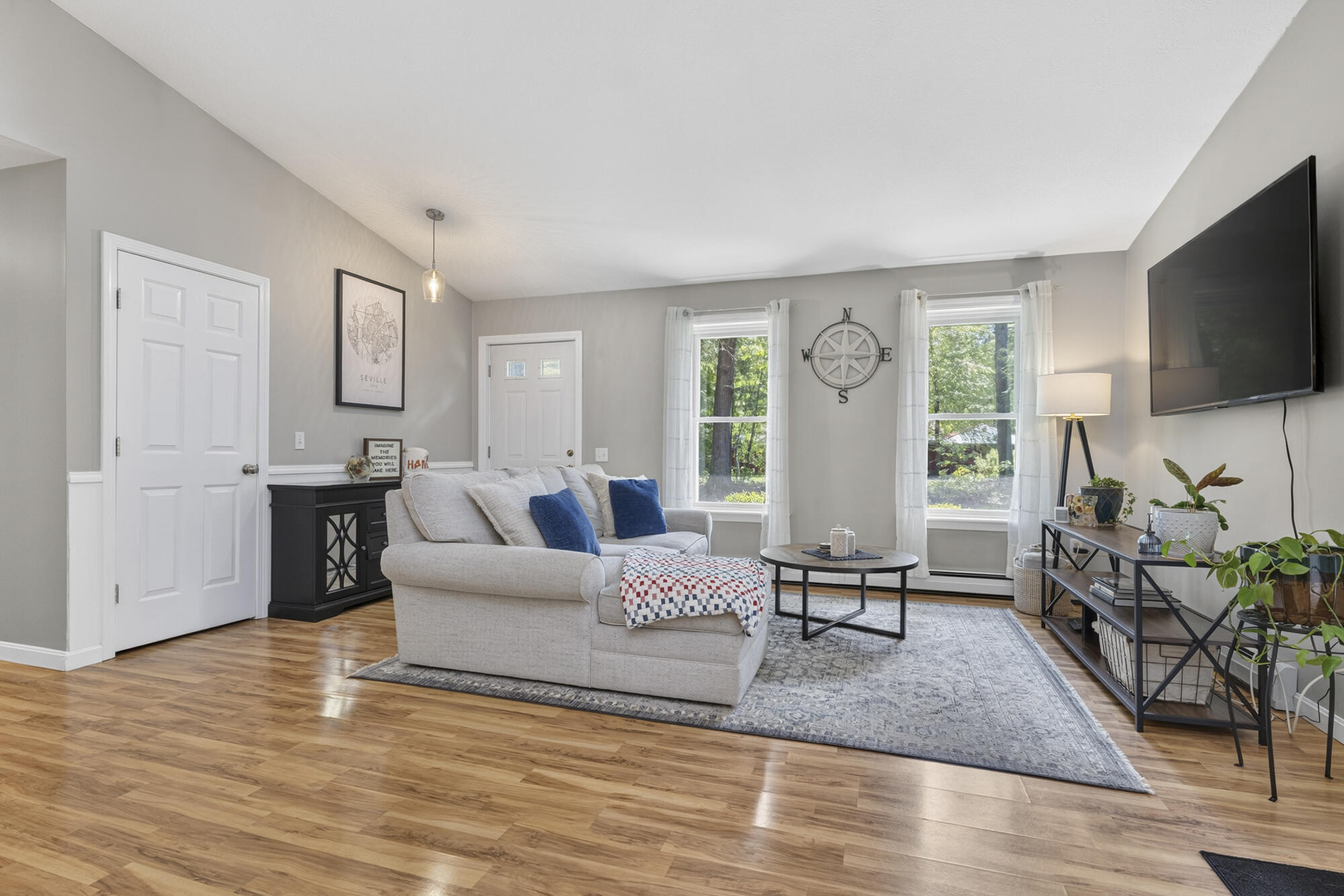 211 Broadturn Road