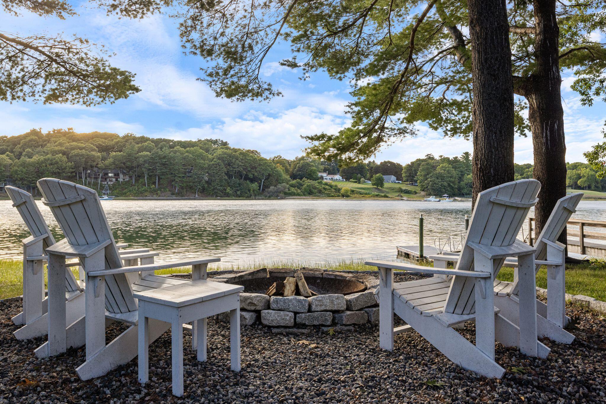 657 River Road