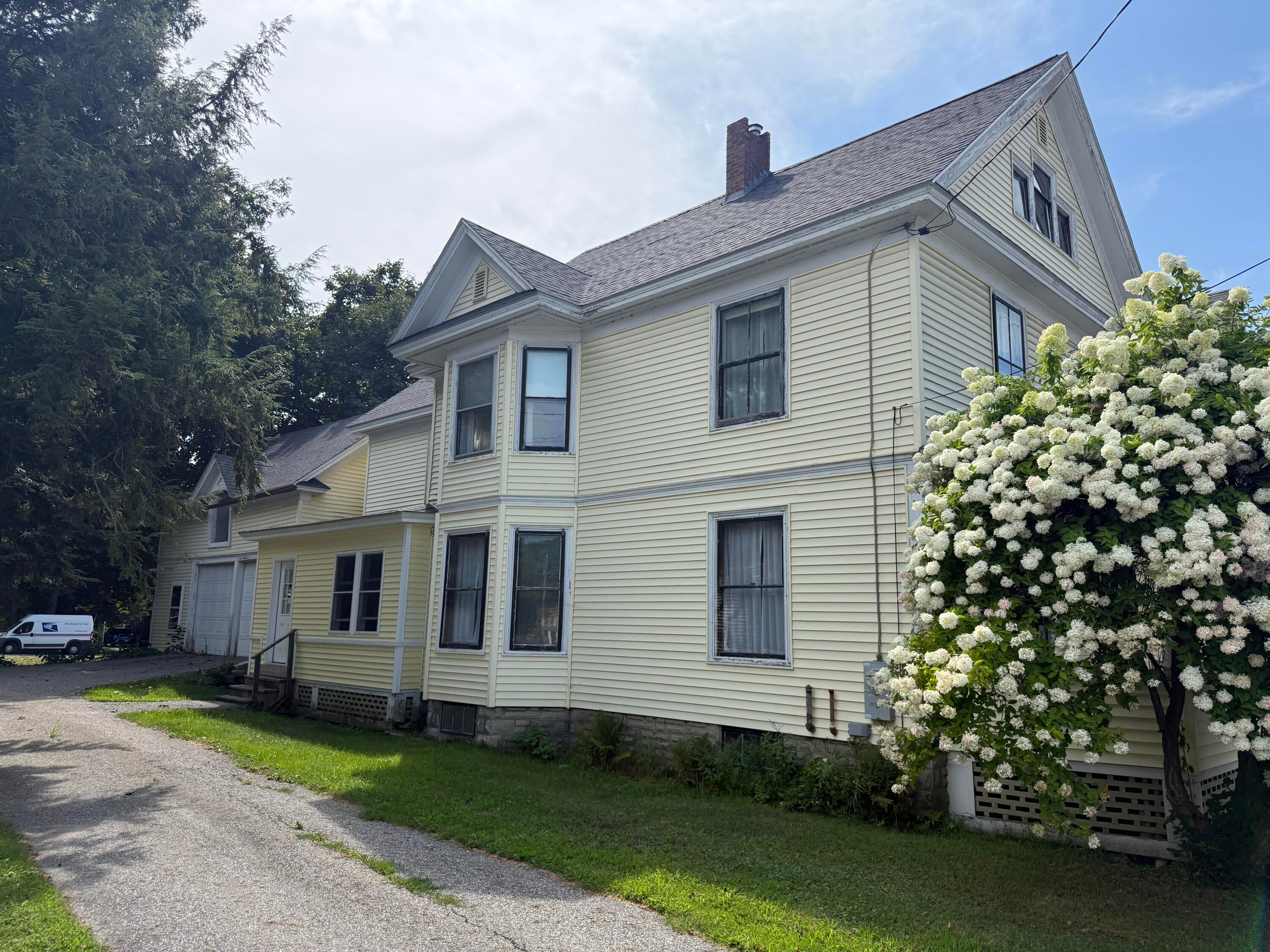 83 Willow Street