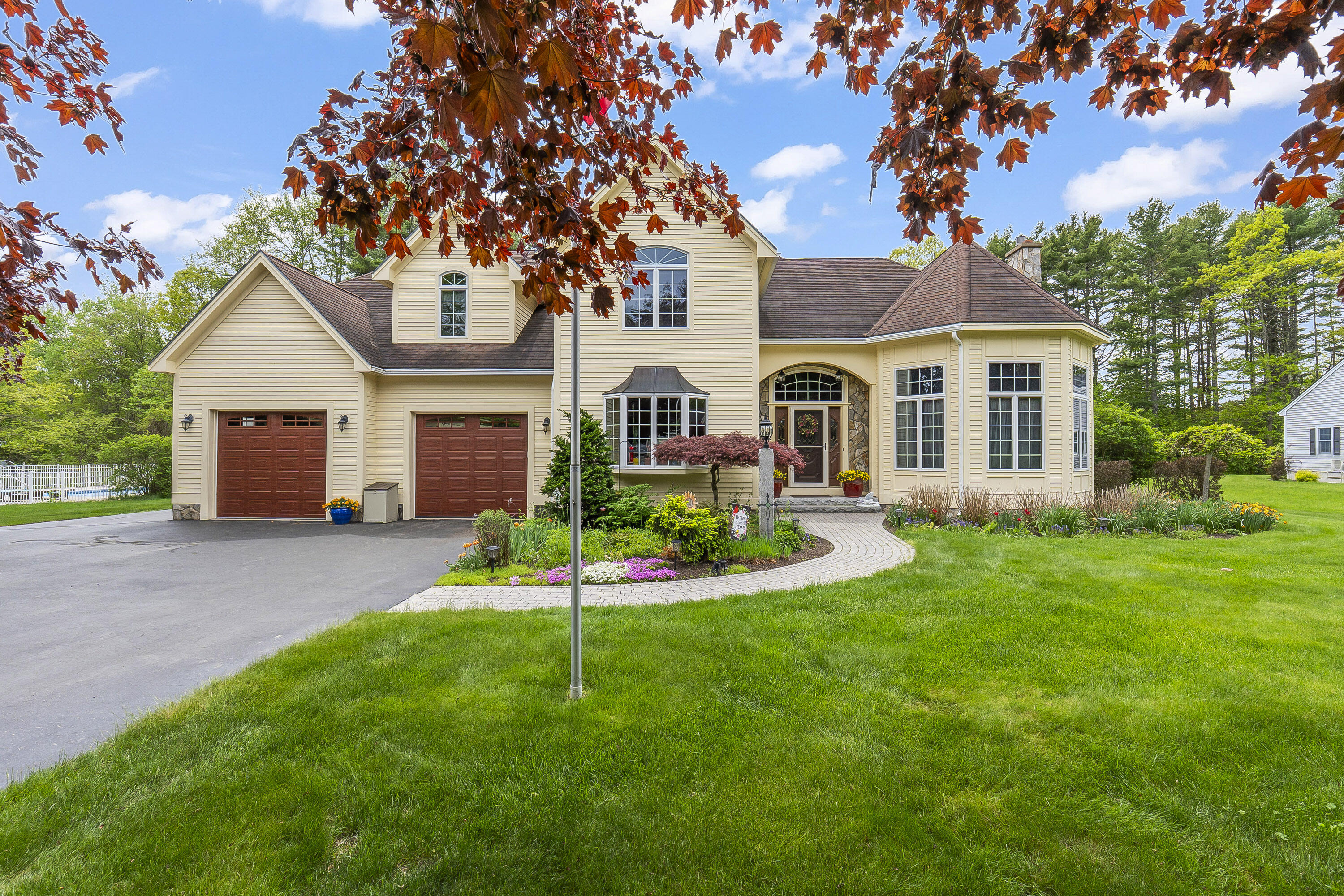 4 Cottagewood Lane