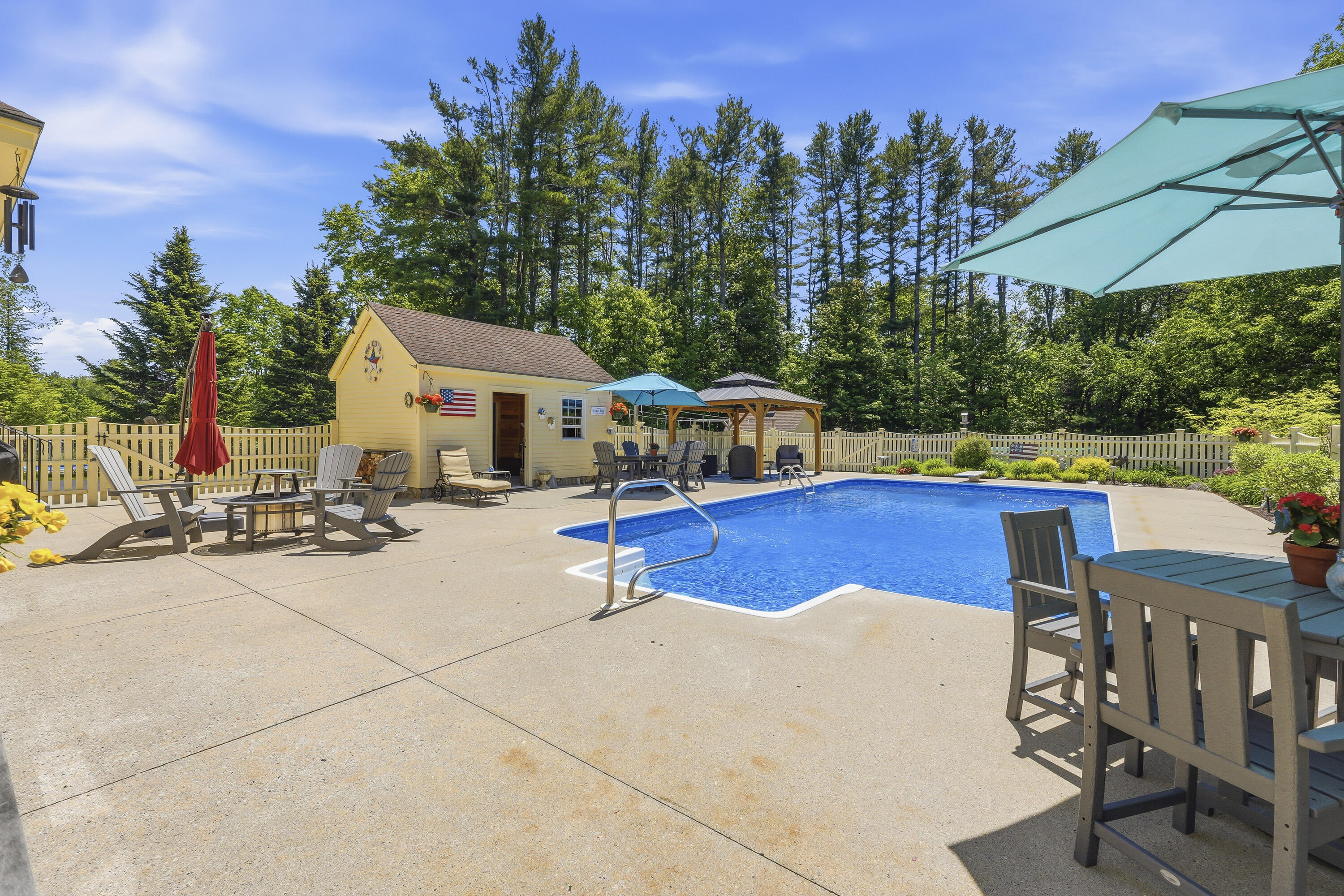 4 Cottagewood Lane