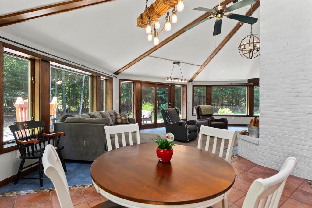 220 Fort Hill Road