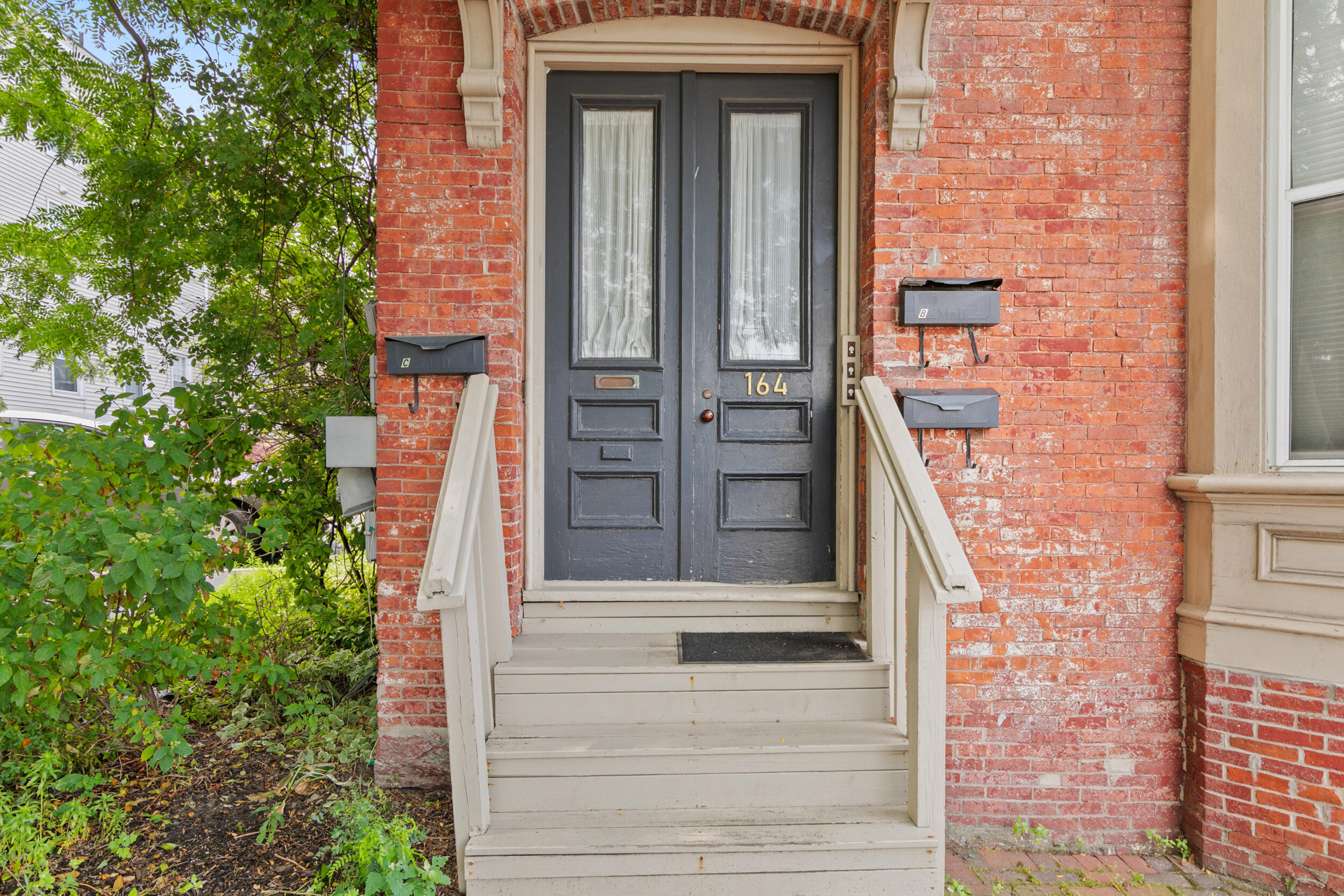164 Pearl Street B