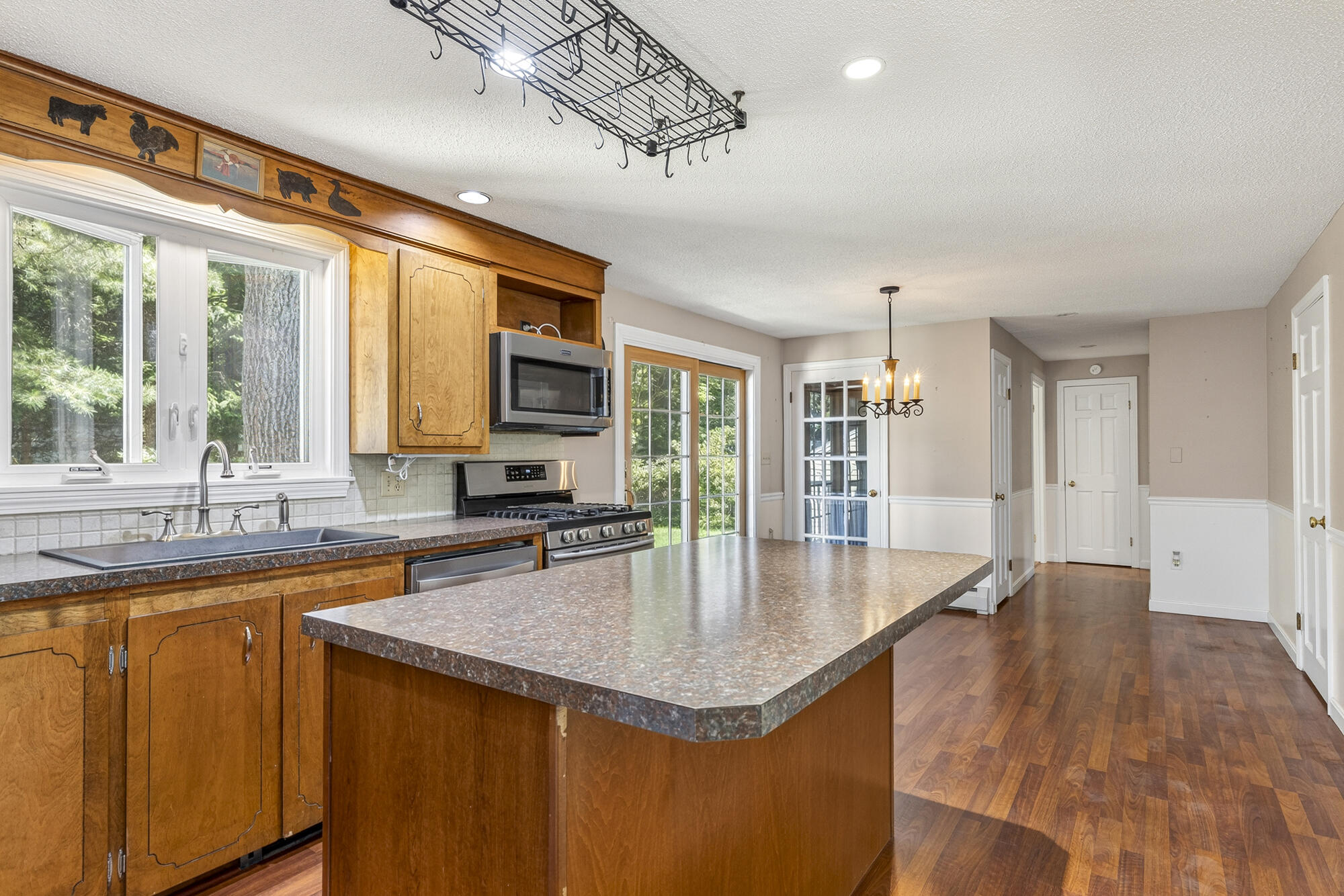 2 Sweet Fern Road