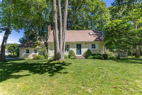 Photo of 2 Sweet Fern Road, Cape Elizabeth, ME 04107 (MLS # 1667715)