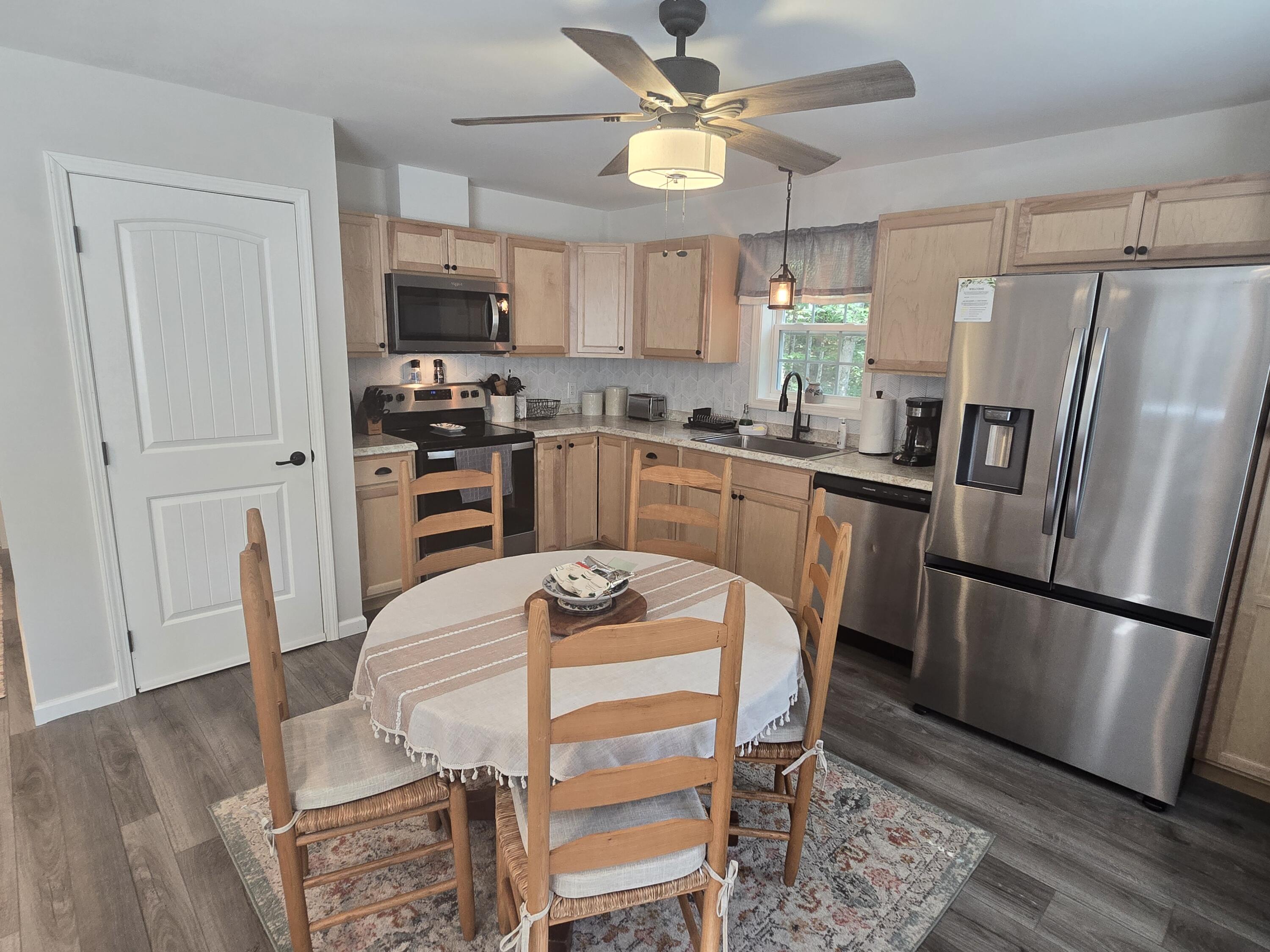 80 Ridgeway Circle