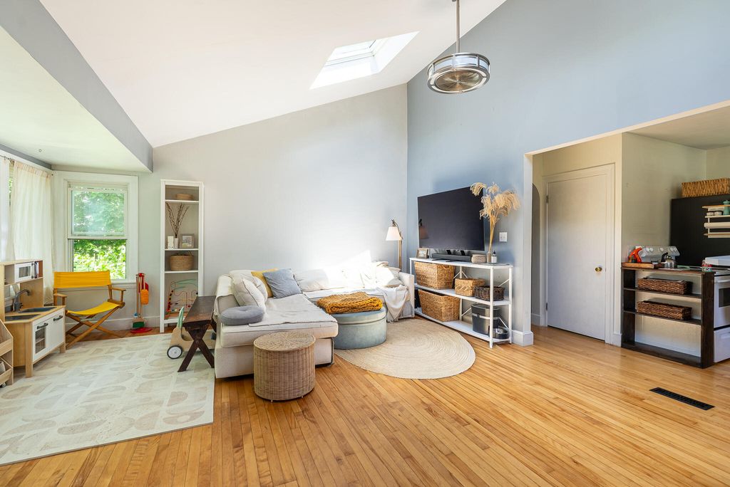 Photo of 1627 Washington Avenue, Portland, ME 04103 (MLS # 1669015)