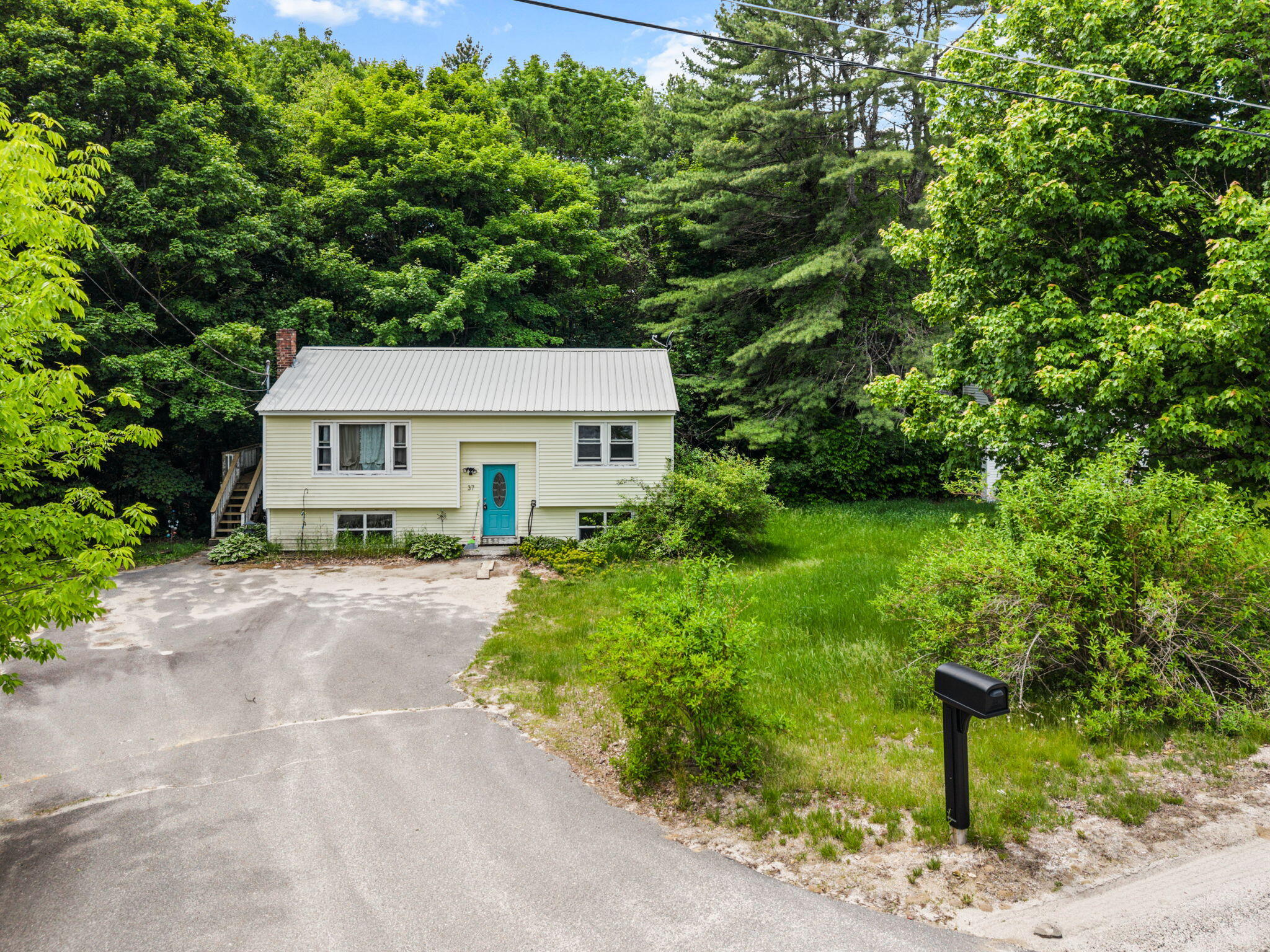 37 Kimball Lane