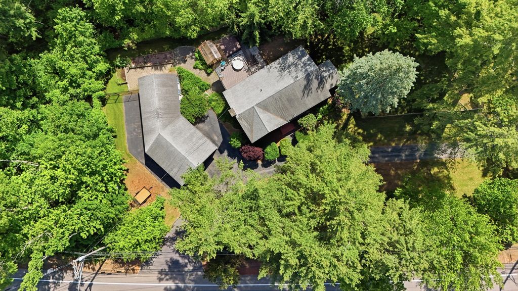 Photo of 11 Cascade Road, Old Orchard Beach, ME 04064 (MLS # 1669035)